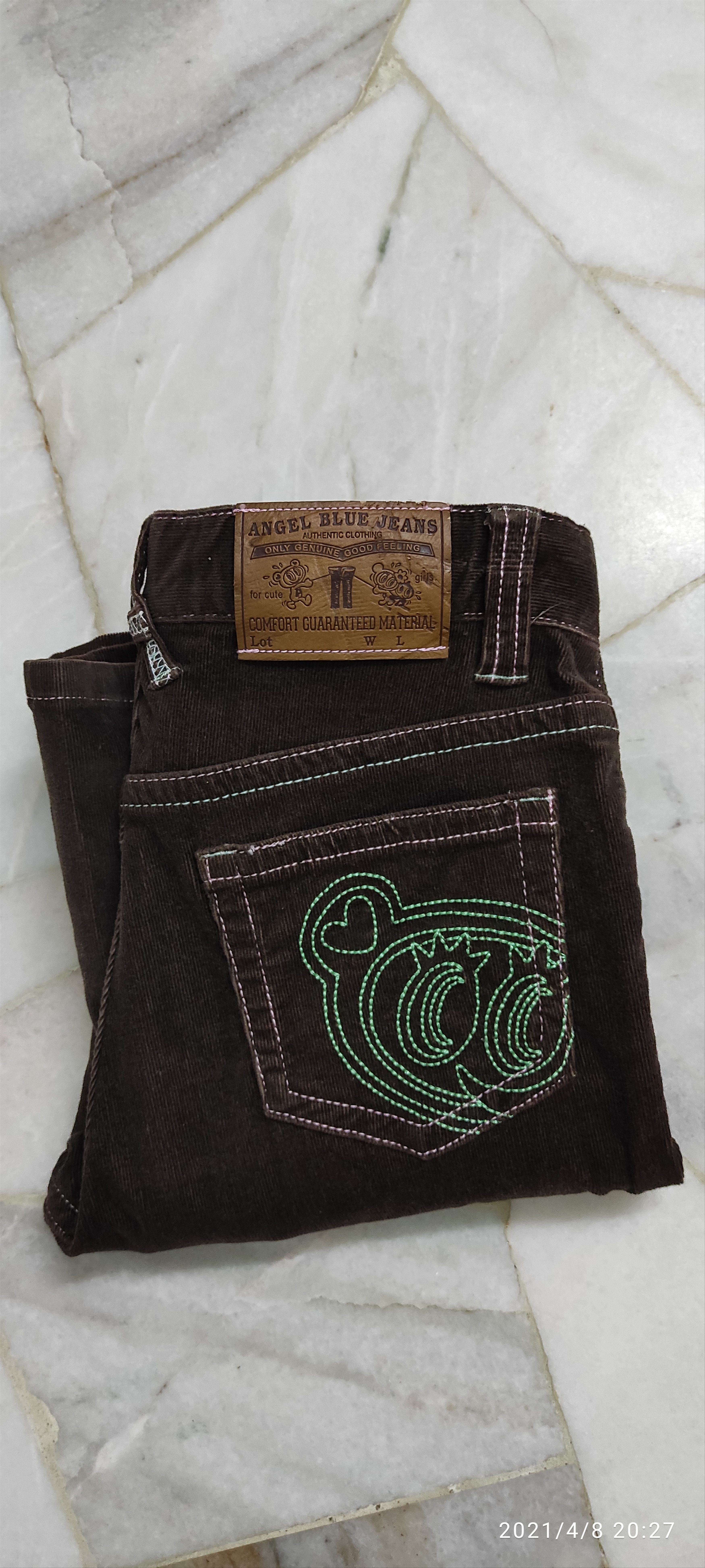 Angel Blue Archive Angel Blue Velvet Flair velvet embroidered jeans Size 27" / US 4 / IT 40 - 16 Thumbnail