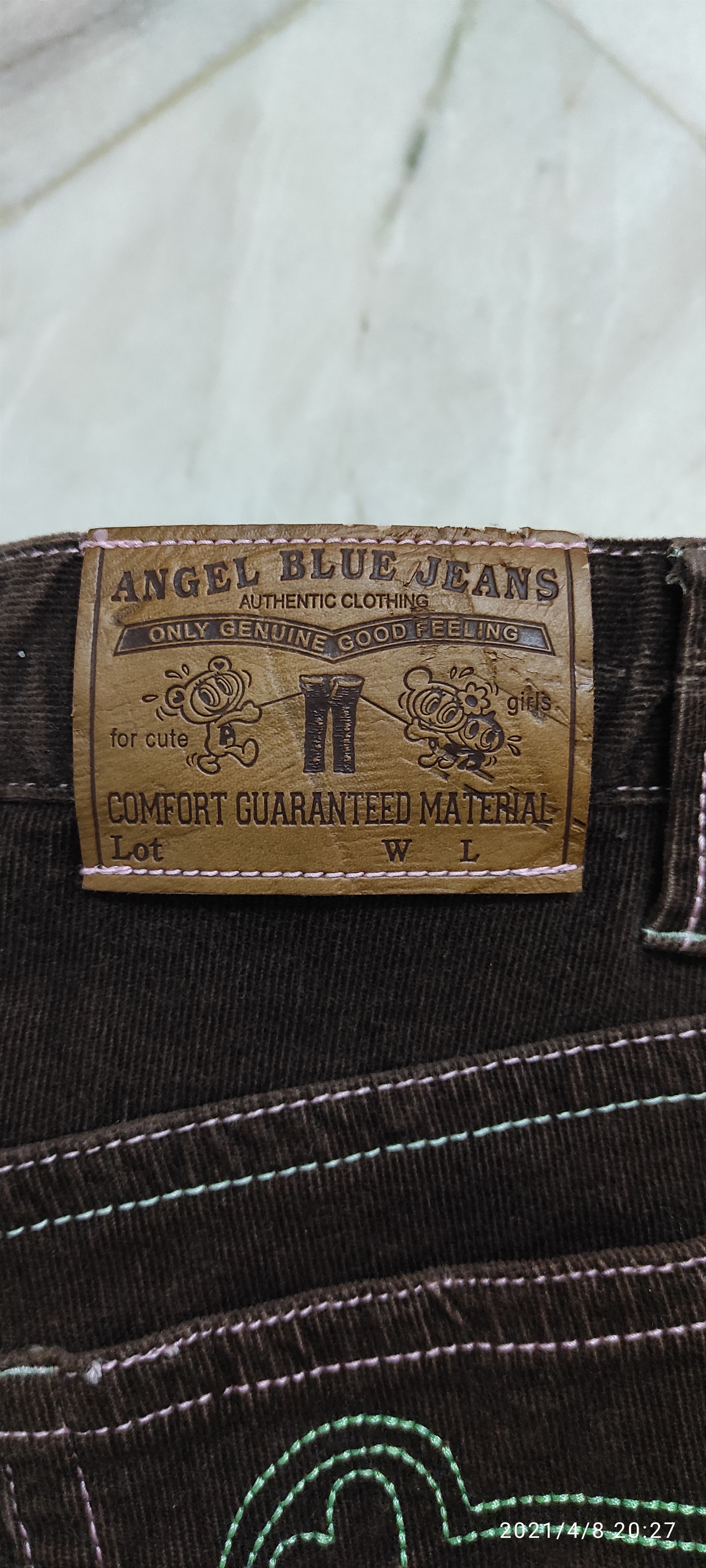 Angel Blue Archive Angel Blue Velvet Flair velvet embroidered jeans Size 27" / US 4 / IT 40 - 3 Thumbnail