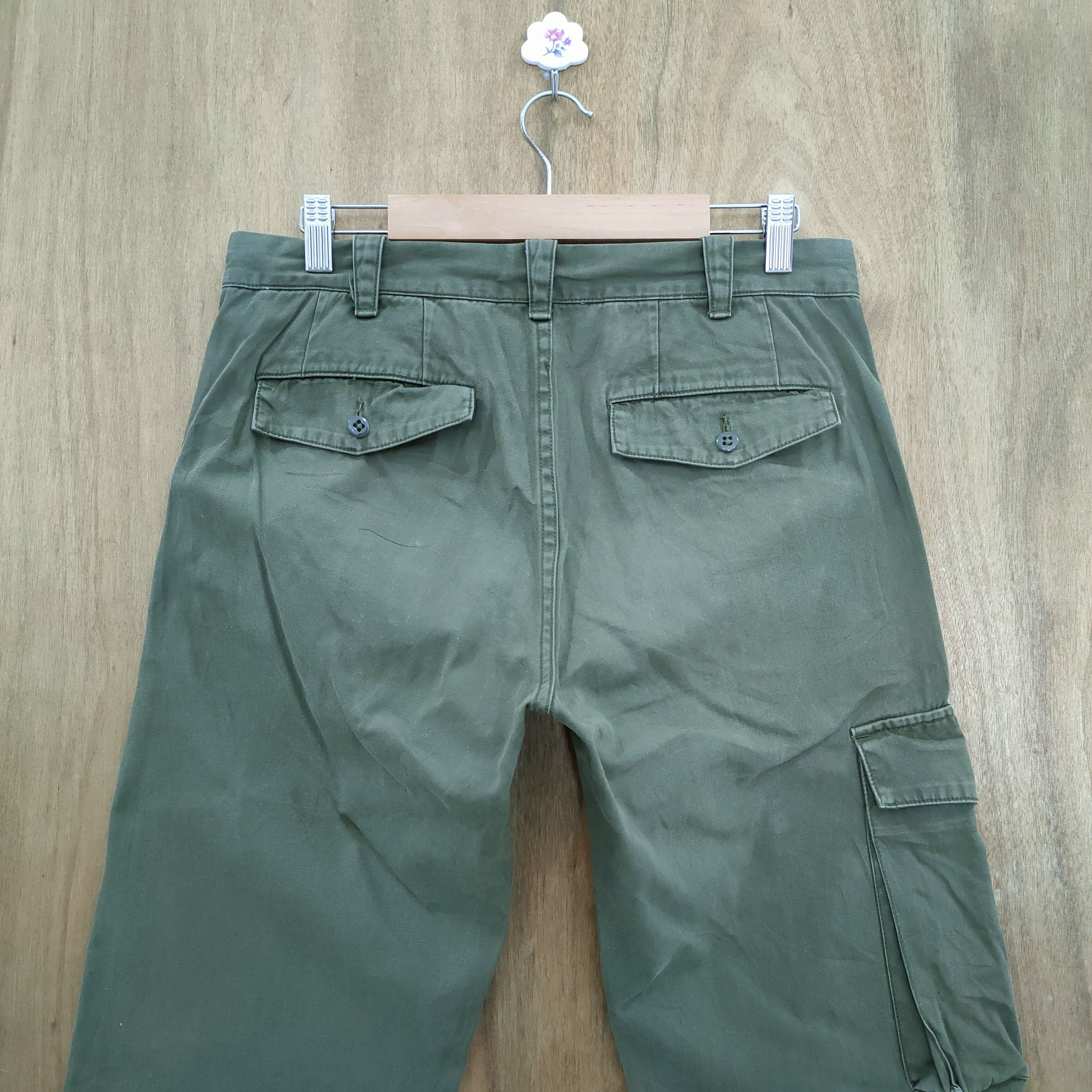 Japanese Brand VINTAGE JAPANESE BRAND FADED CARGO PANTS Size US 30 / EU 46 - 8 Thumbnail