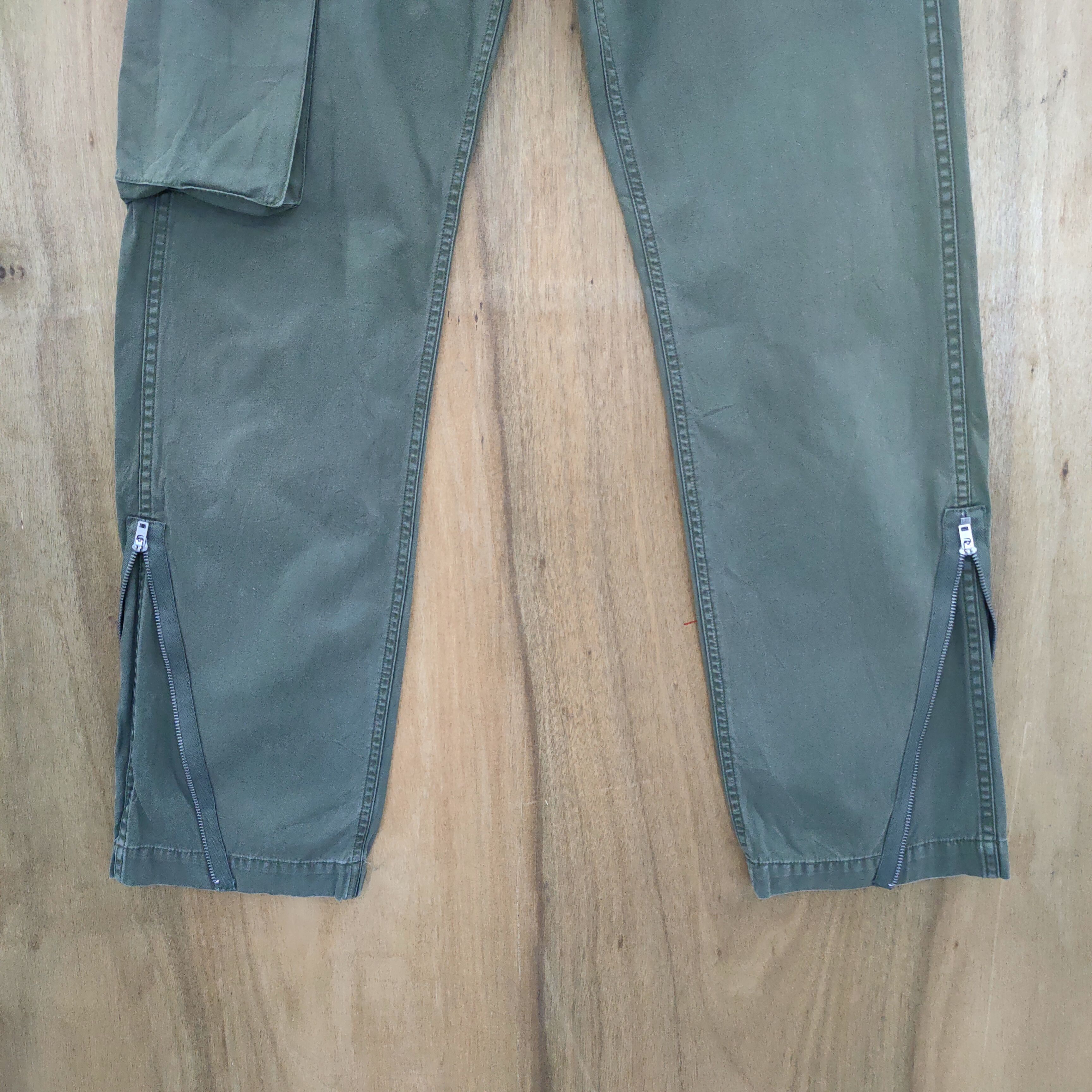 Japanese Brand VINTAGE JAPANESE BRAND FADED CARGO PANTS Size US 30 / EU 46 - 3 Thumbnail