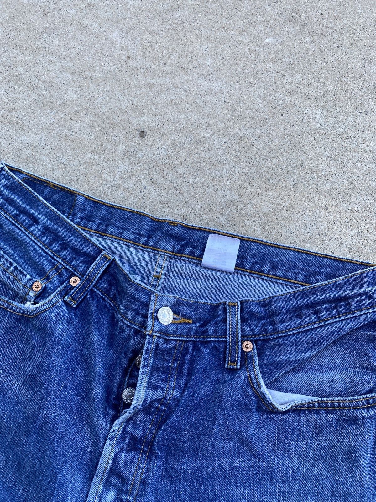 Levi's × Levi's Vintage Clothing × Vintage Vintage Levi’s 501 Jean shorts Jorts Size US 36 / EU 52 - 2 Thumbnail
