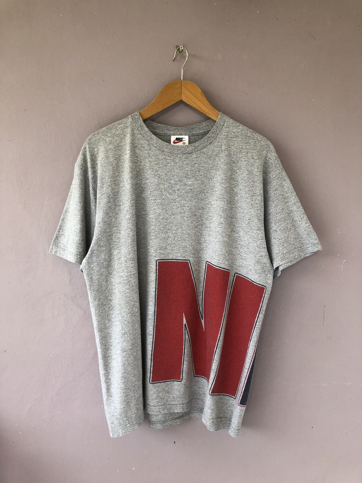 Nike Vintage 90s Nike Big Side Spellout T-Shirt Size US M / EU 48-50 / 2 - 1 Thumbnail