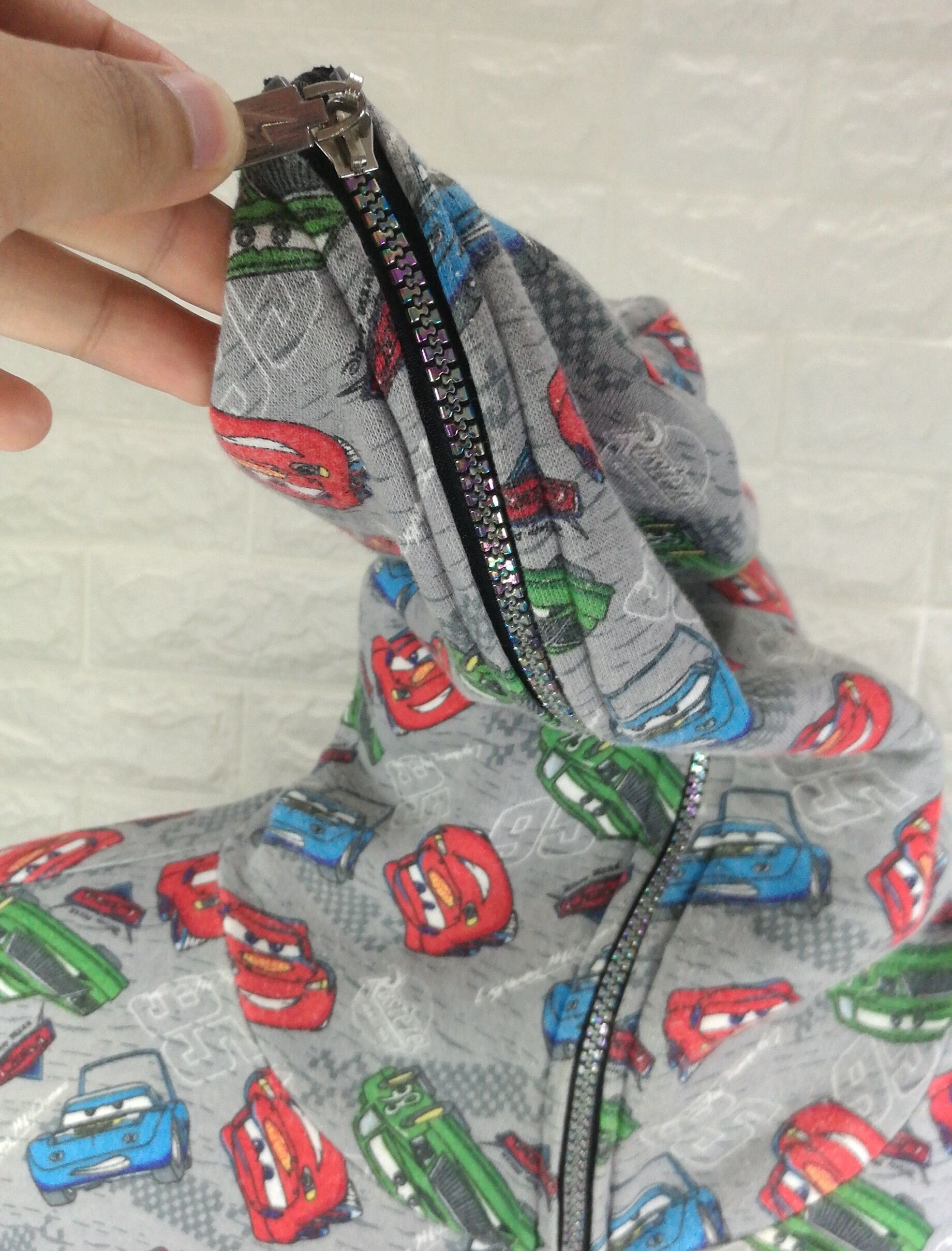Cartoon Network Vintage Disney Pixar Car Reversible Hoodie Sweatshirts Size US XL / EU 56 / 4 - 7 Thumbnail
