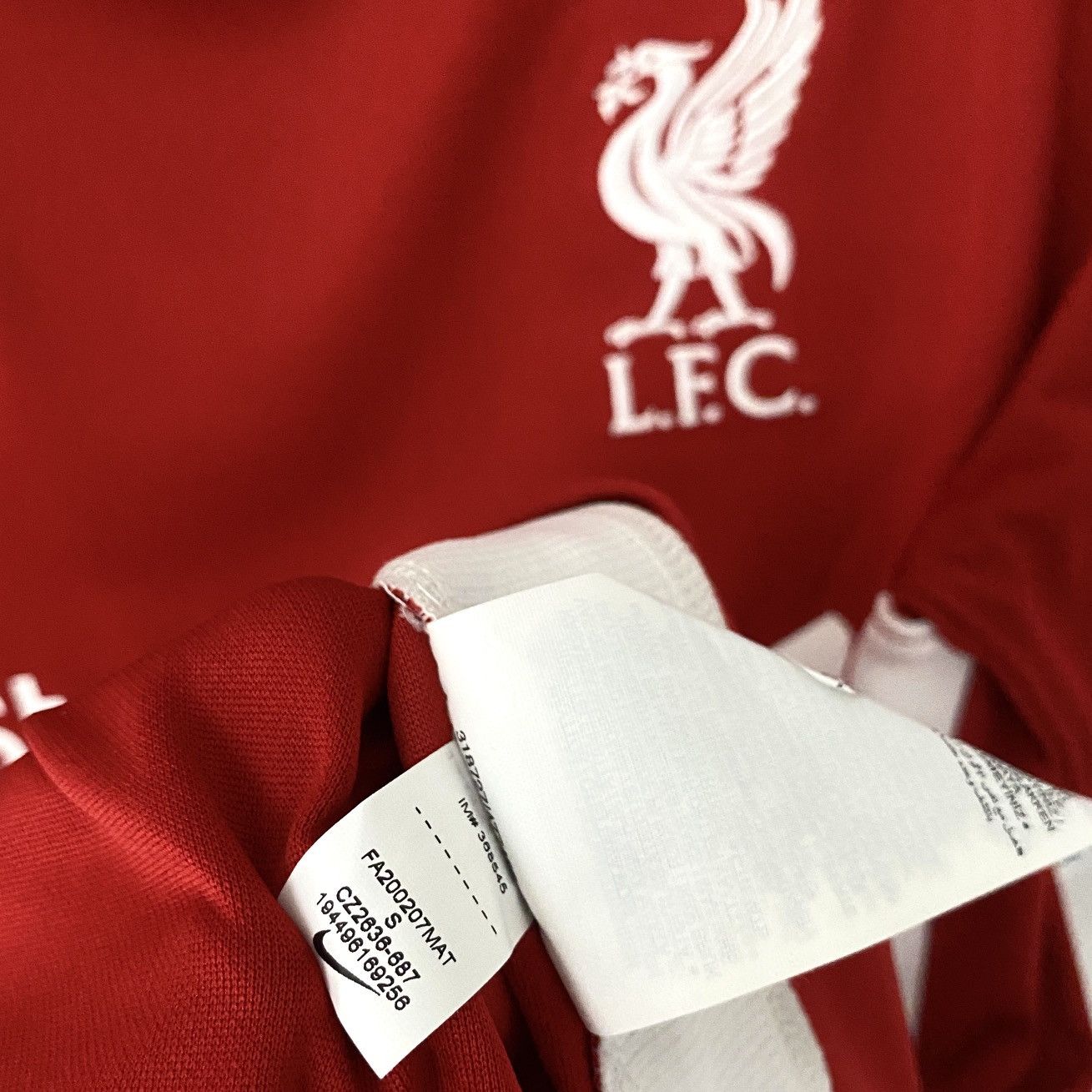 Nike 2020 2021 Liverpool Nike Home Away Kit Soccer Jersey Shirt S Size US S / EU 44-46 / 1 - 5 Thumbnail