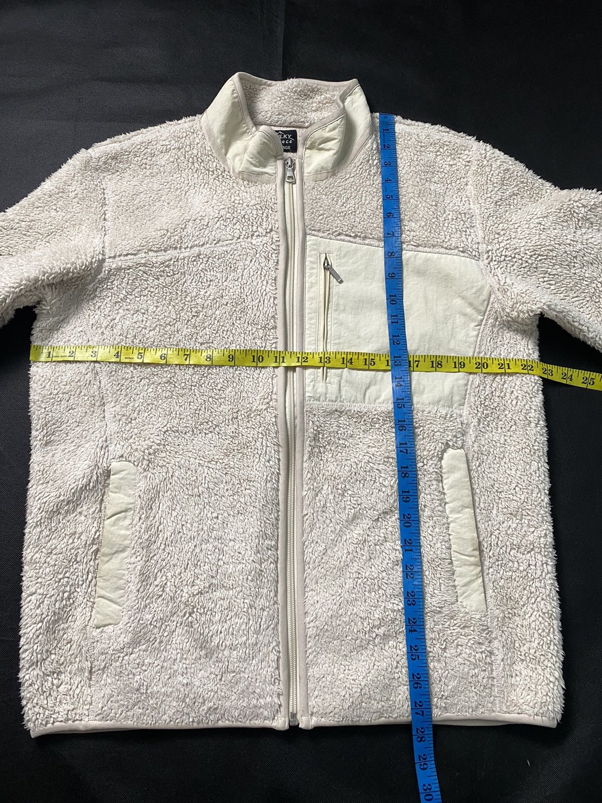 Japanese Brand × Uniqlo Bulky Fleece Uniqlo Sweater Jacket Nice Design Size US L / EU 52-54 / 3 - 15 Thumbnail