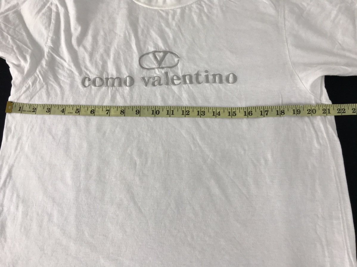 Valentino × Vintage Como Valentino Embroidery Logo Brand T-shirt Tee Size US L / EU 52-54 / 3 - 8 Thumbnail