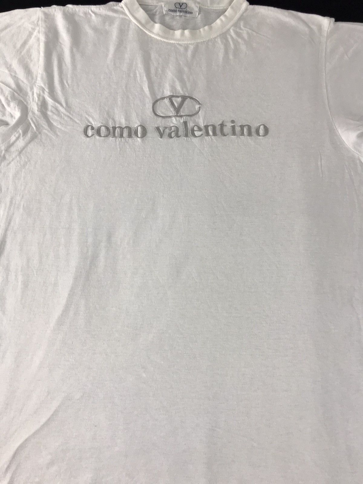 Valentino × Vintage Como Valentino Embroidery Logo Brand T-shirt Tee Size US L / EU 52-54 / 3 - 3 Thumbnail