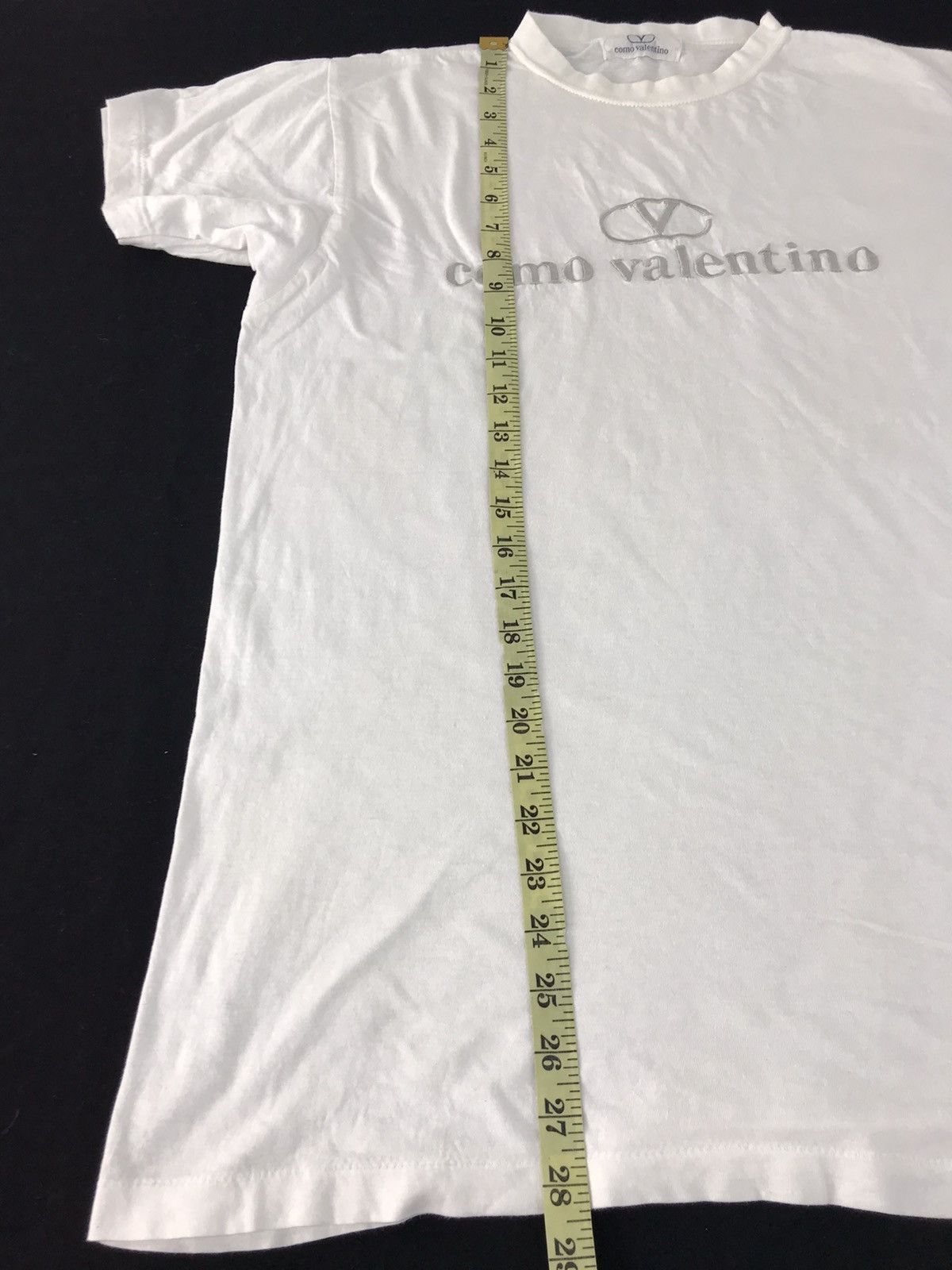 Valentino × Vintage Como Valentino Embroidery Logo Brand T-shirt Tee Size US L / EU 52-54 / 3 - 9 Thumbnail