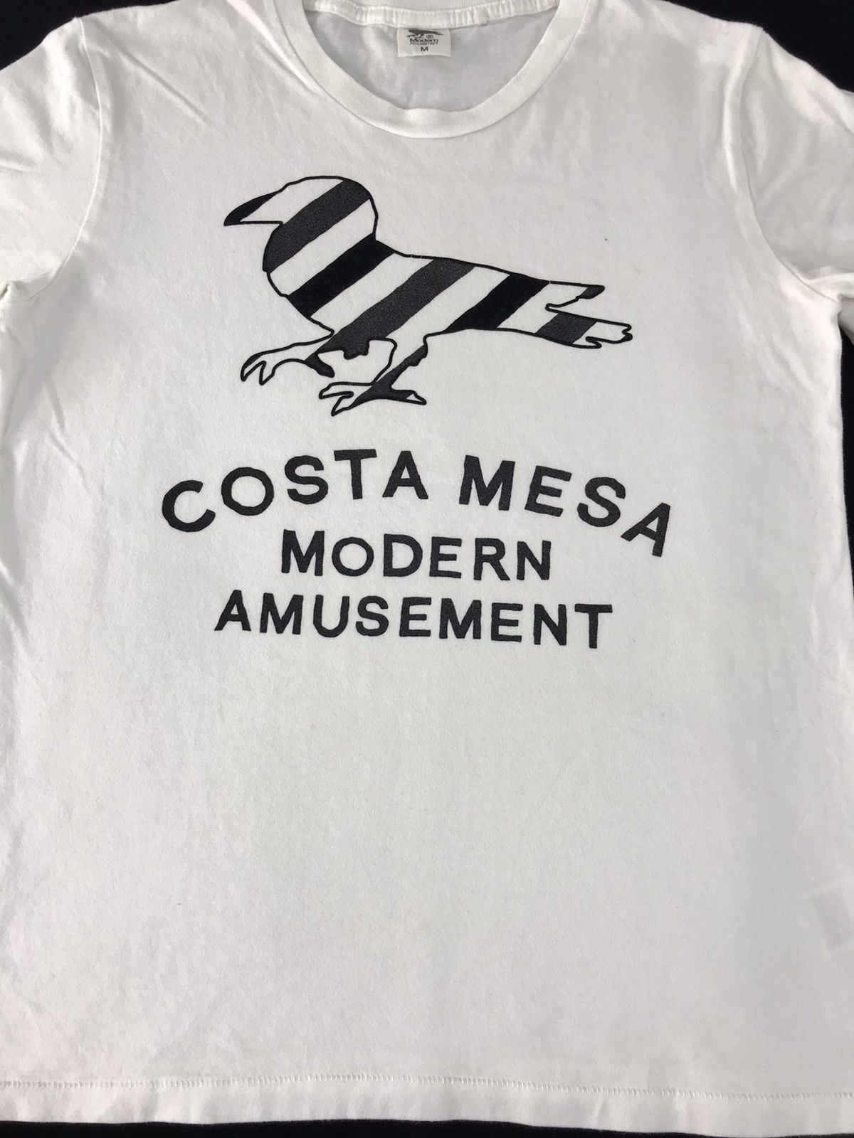 Japanese Brand × Modern Amusement × Vintage Modern Amusement Costa Mesa Big Bird Logo Tee Size M Size US M / EU 48-50 / 2 - 2 Thumbnail