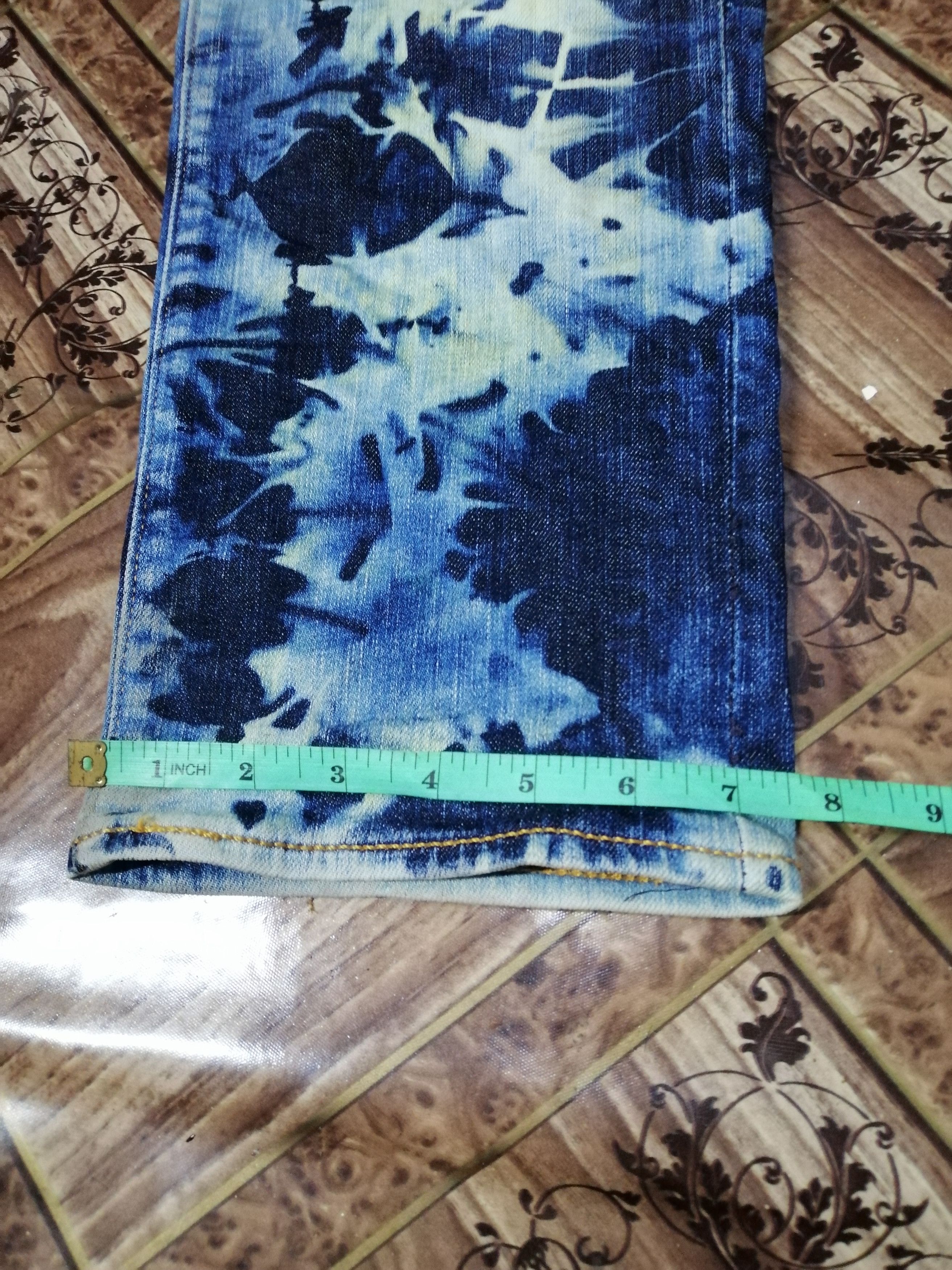 Levi's Vintage Clothing Levi's Bleach Tie Dye Slim Fit Size US 35 - 12 Thumbnail