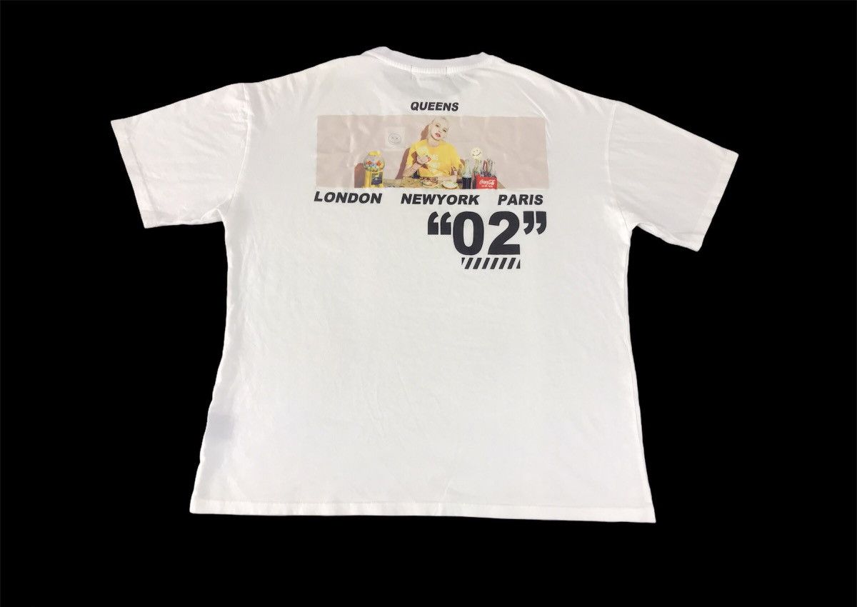Japanese Brand Vintage Neos Inhere Queen of London New York Paris 2002 Tee Size L / US 10 / IT 46 - 2 Thumbnail
