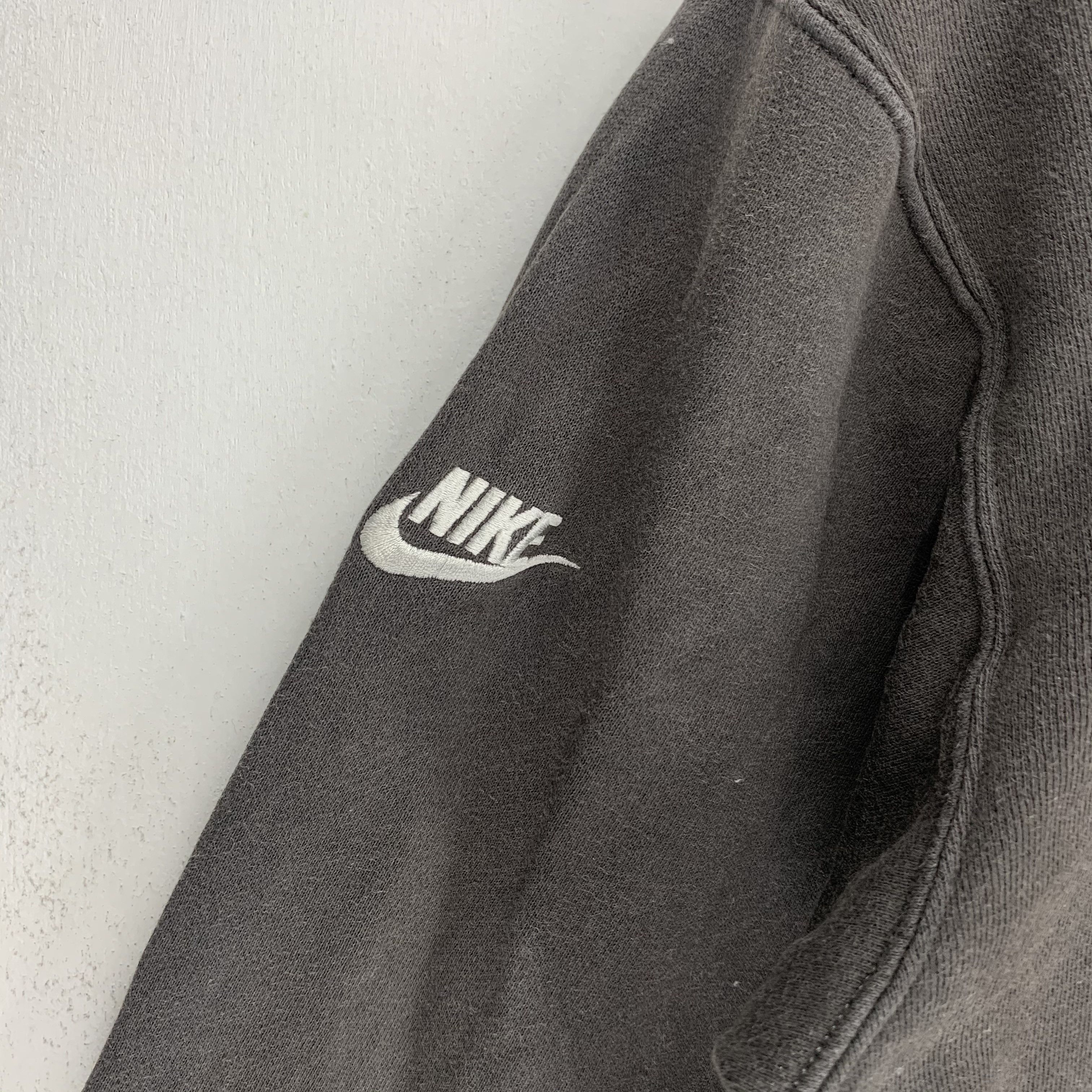 Nike Nike Embroidery Center Swoosh Boy's Sweaters #2896-93 Size US XL / EU 56 / 4 - 10 Thumbnail