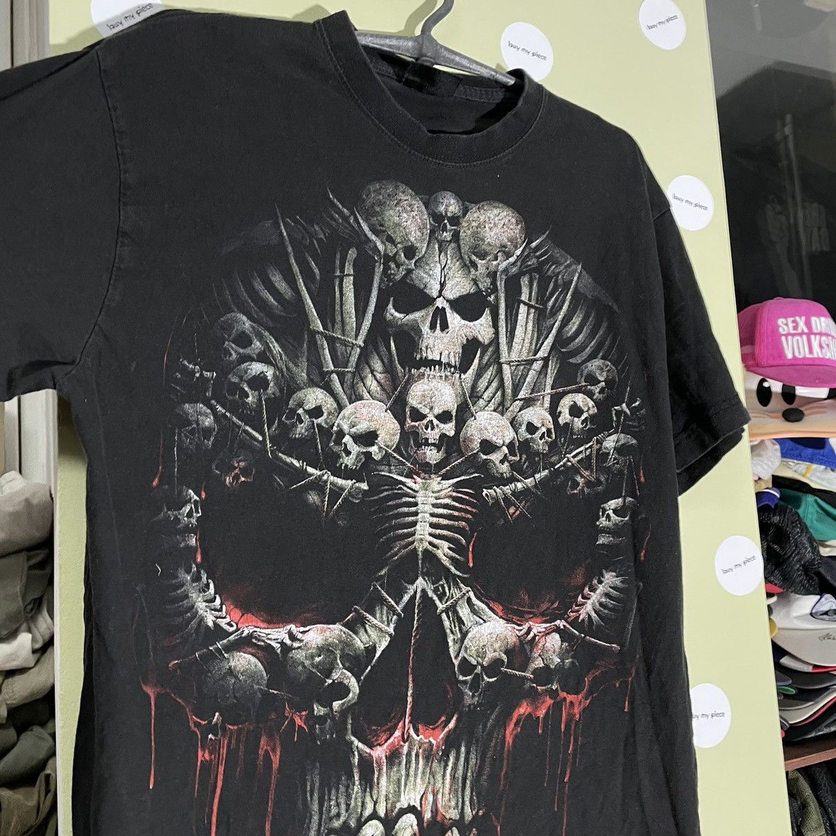 Vintage Vintage Y2K Tee Skulls Face Vamp Devil Dead 666 M Size US M / EU 48-50 / 2 - 4 Thumbnail