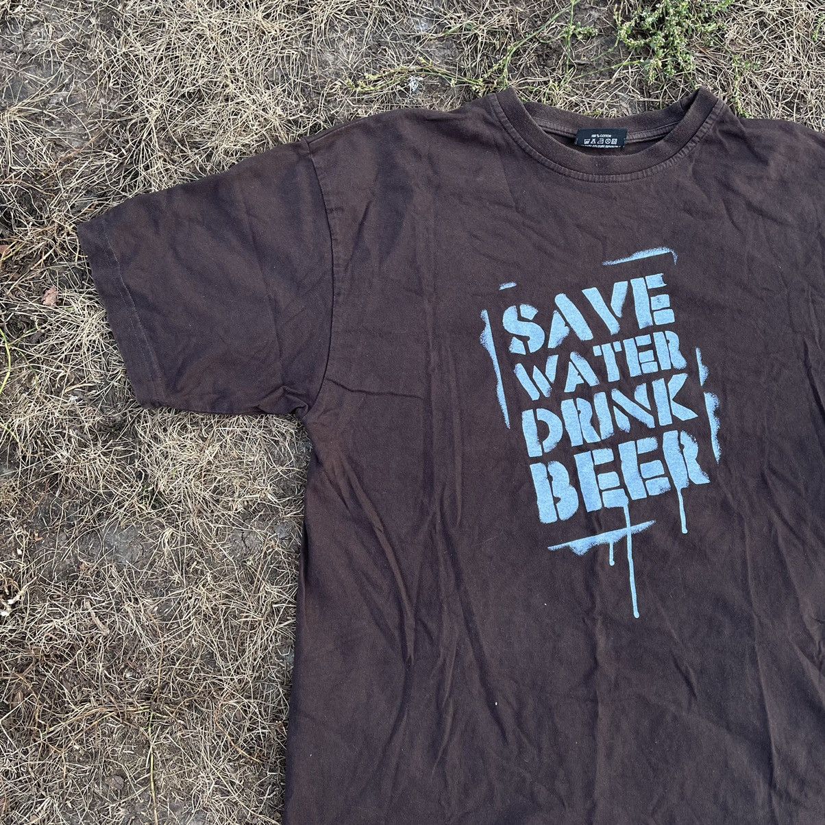 Vintage Vintage Y2K Sun Faded Graphic Tee Save Water Drink Beer L Size US L / EU 52-54 / 3 - 2 Thumbnail