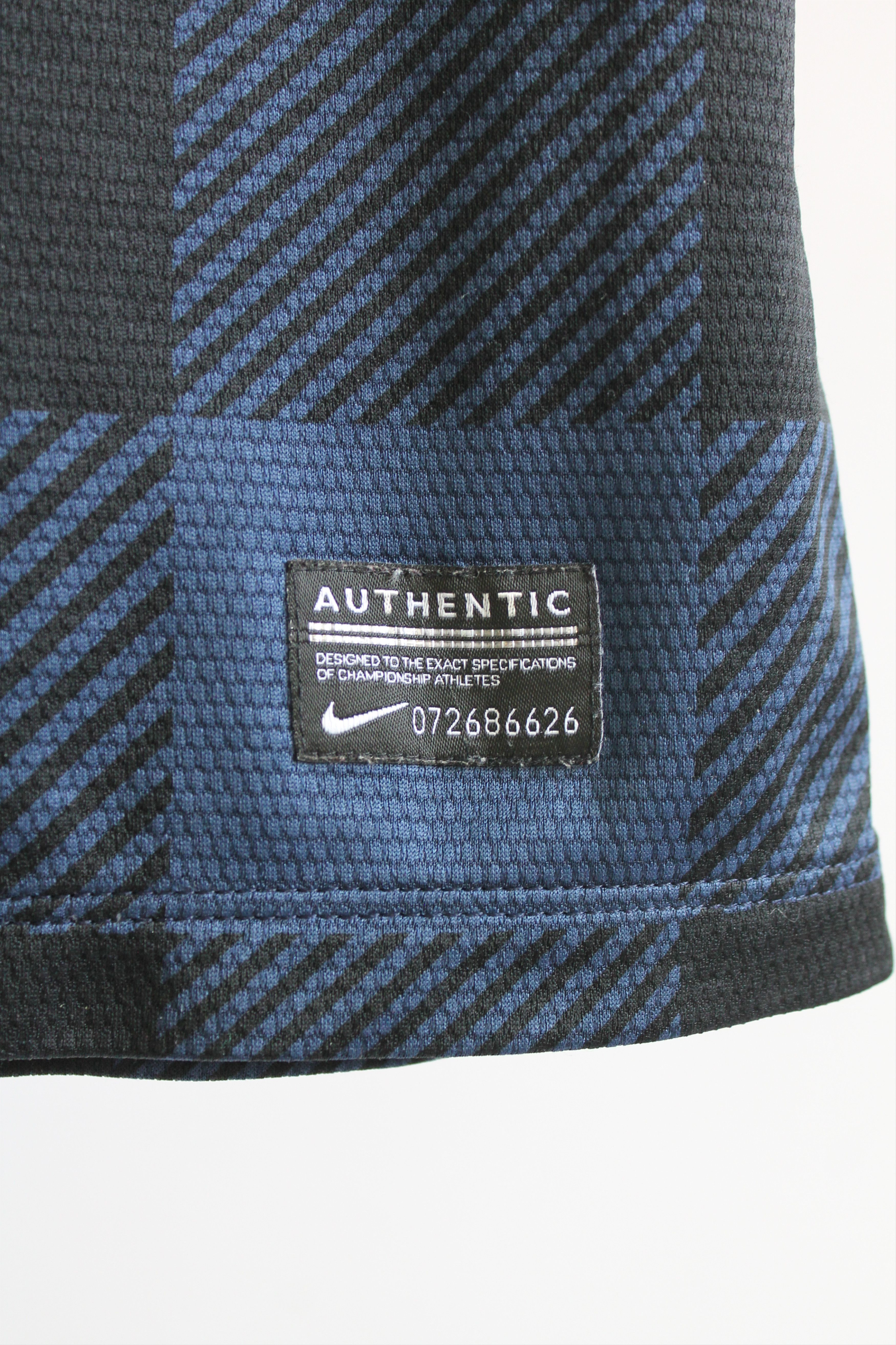 Nike 2013 / 14 NIKE MU Manchester United away soccer jersey Size US S / EU 44-46 / 1 - 9 Thumbnail