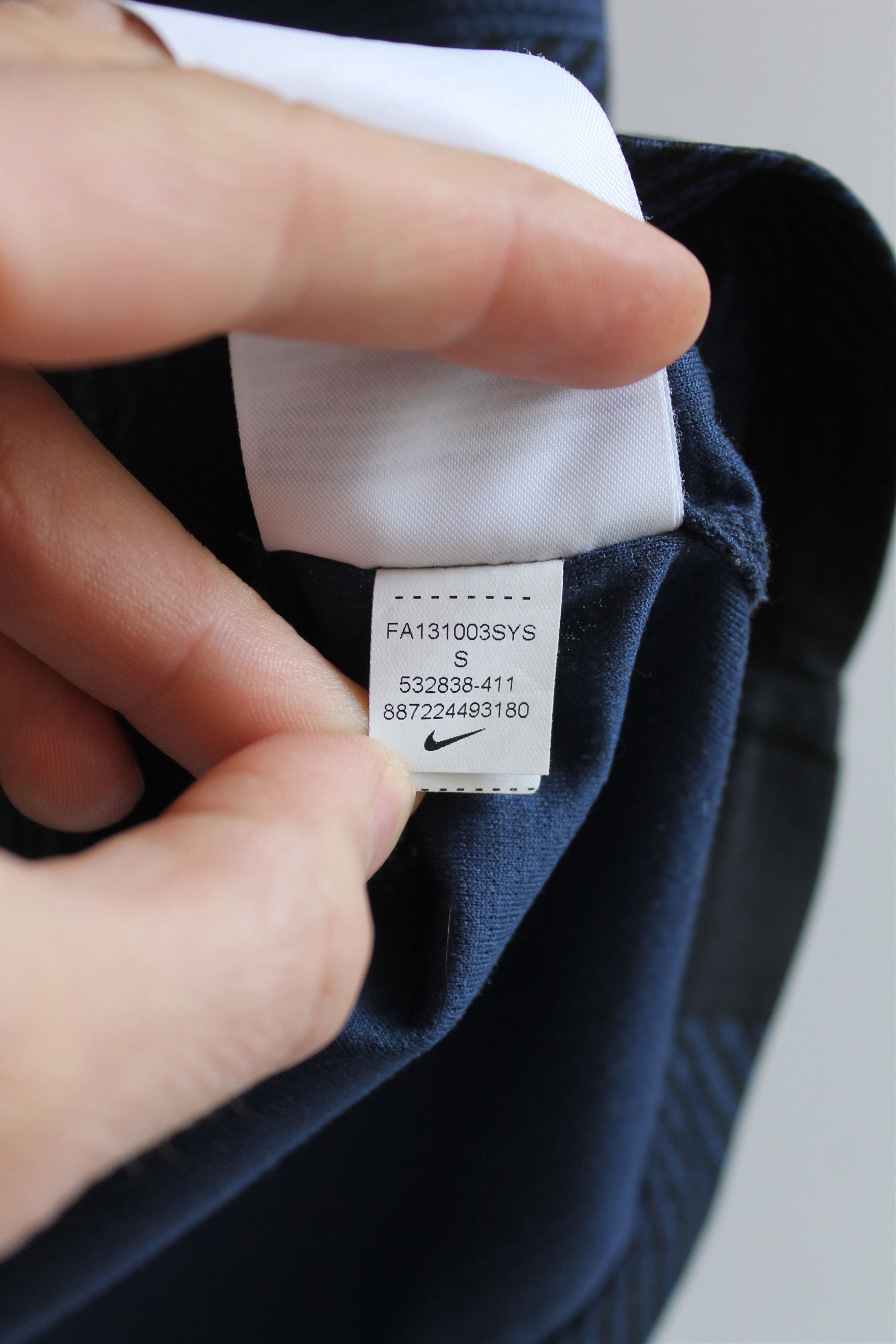 Nike 2013 / 14 NIKE MU Manchester United away soccer jersey Size US S / EU 44-46 / 1 - 10 Thumbnail