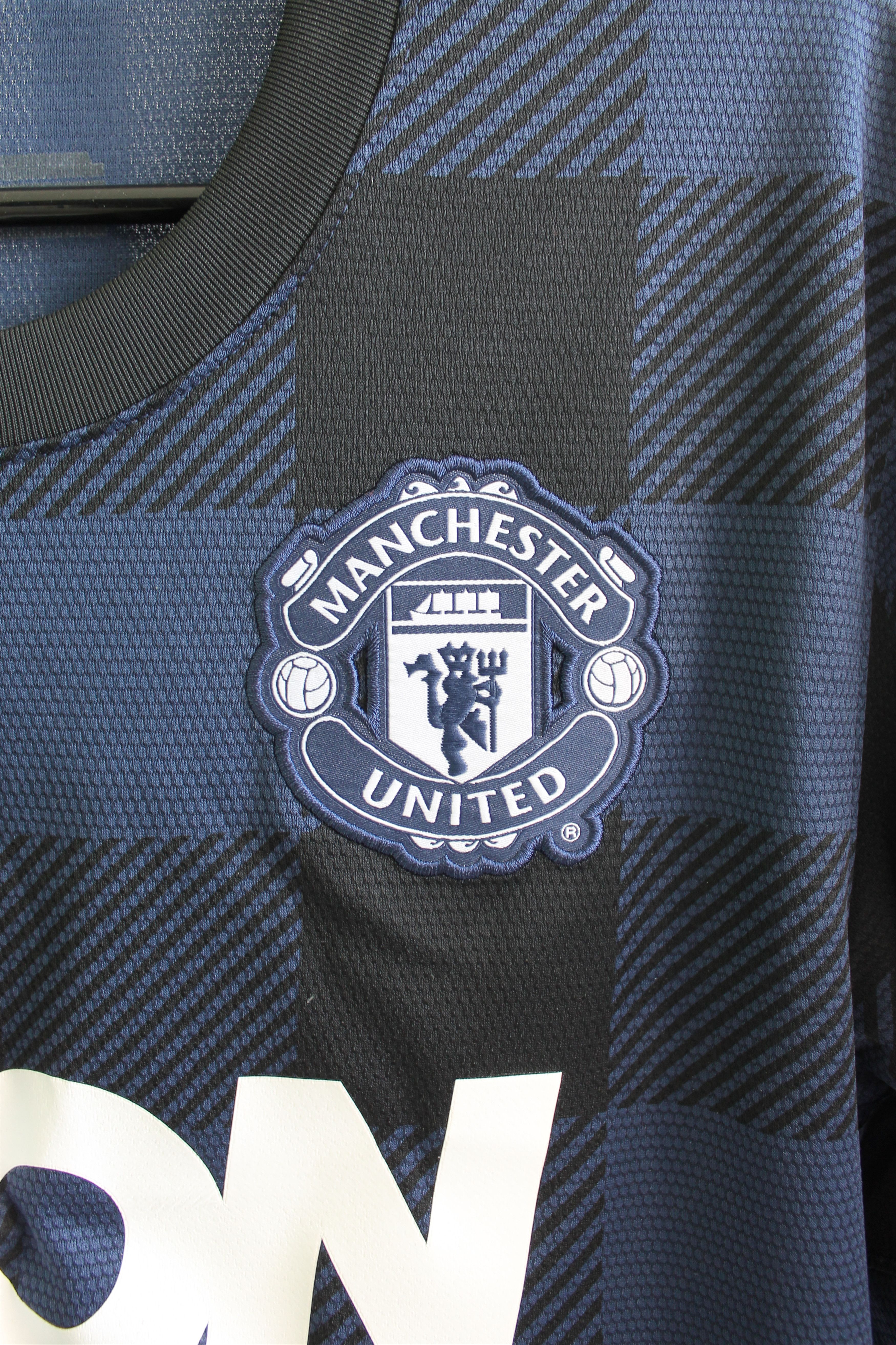 Nike 2013 / 14 NIKE MU Manchester United away soccer jersey Size US S / EU 44-46 / 1 - 4 Thumbnail