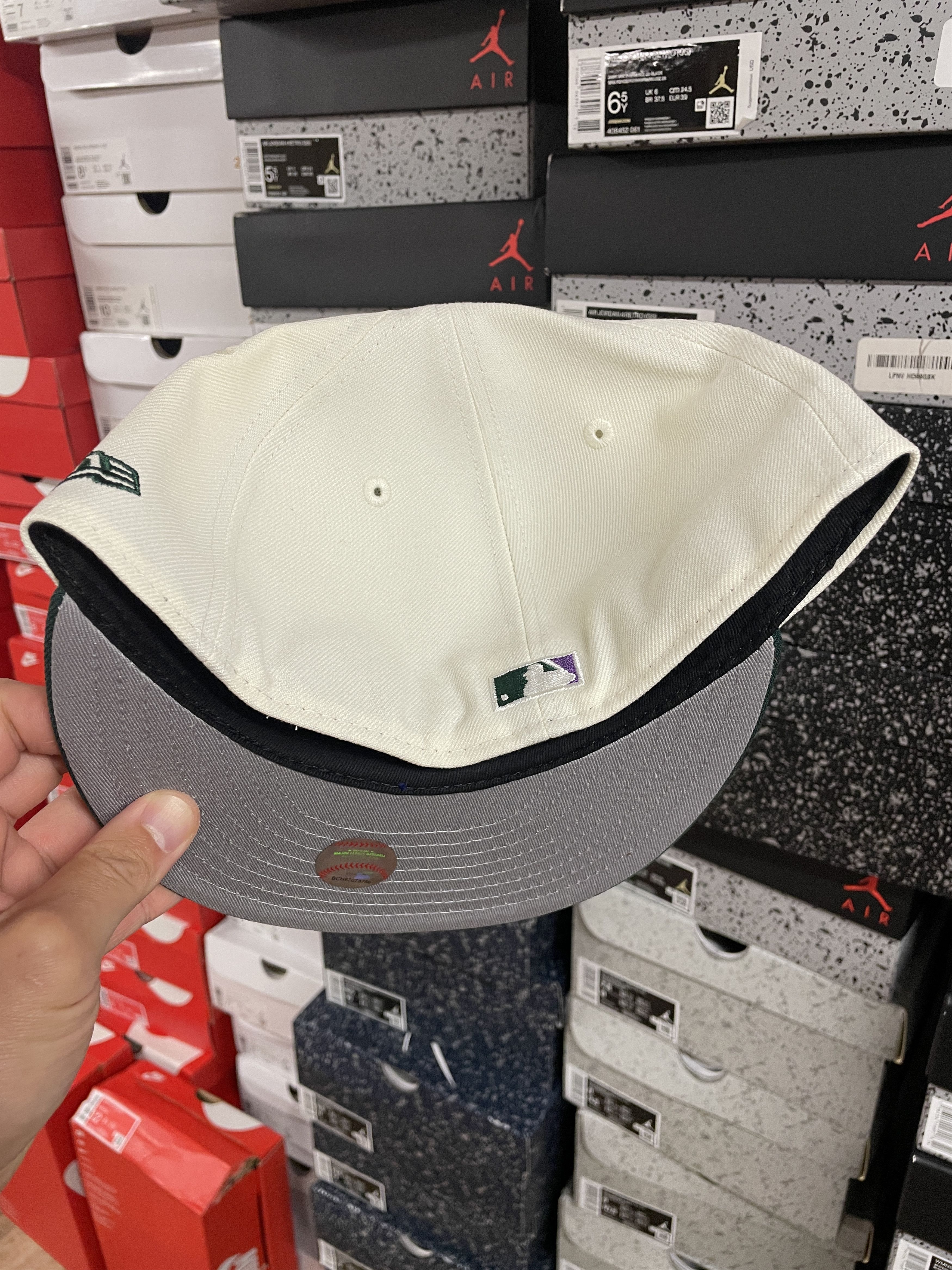 MLB × New Era 7 3/8 Panna Cotta Philadelphia Phillies Bklyn Caps All Star Size ONE SIZE - 4 Thumbnail