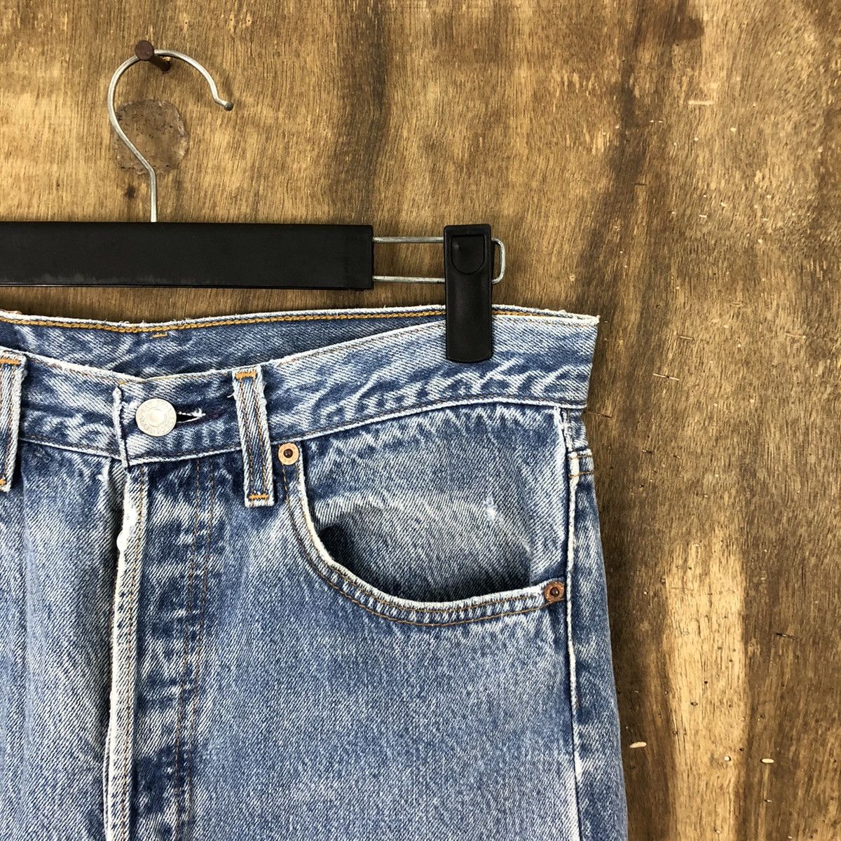 Levi's Vintage Clothing VINTAGE LEVI'S 501 USA 95' FADED BLUE JEANS PANTS #028 Size US 29 - 5 Thumbnail