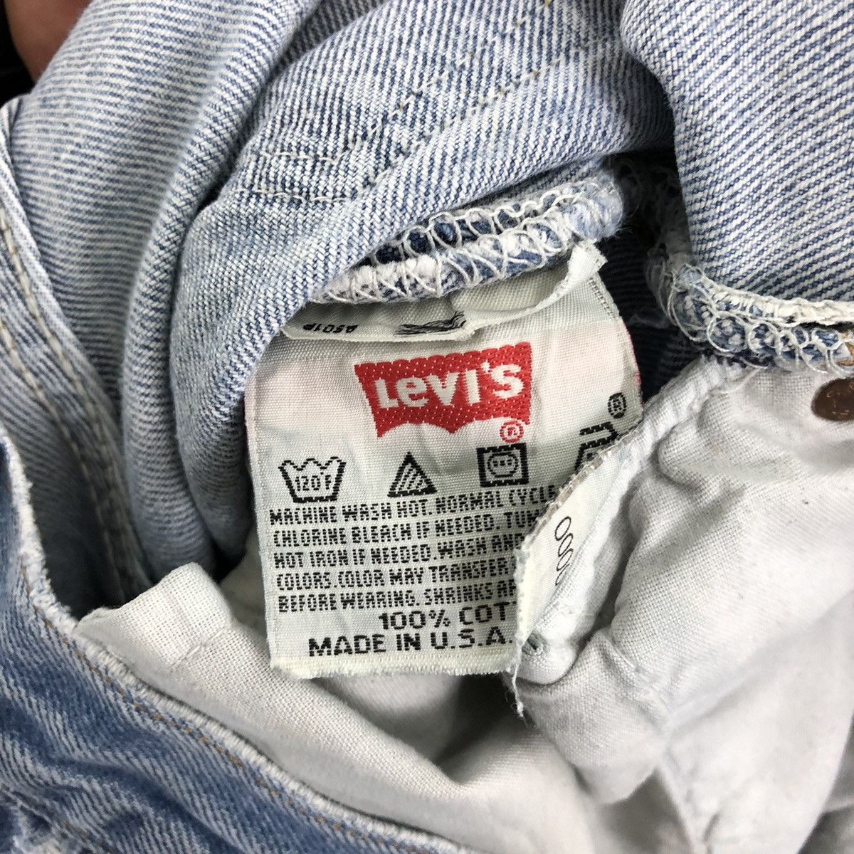 Levi's Vintage Clothing VINTAGE LEVI'S 501 USA 95' FADED BLUE JEANS PANTS #028 Size US 29 - 12 Thumbnail