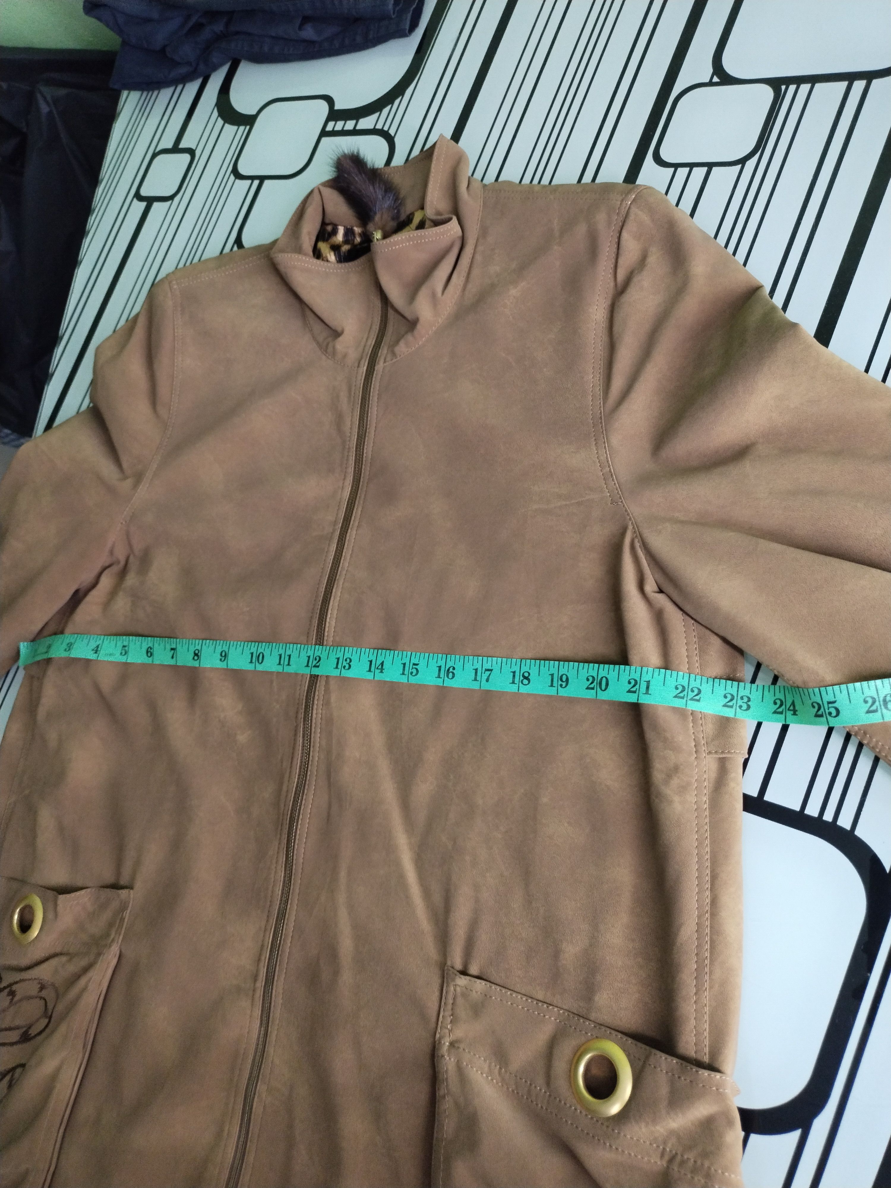 Japanese Brand VINTAGE COAT EMBROIDERY TIGER CHEETAH DESIGN JAPANESE BRAND Size L / US 10 / IT 46 - 19 Thumbnail