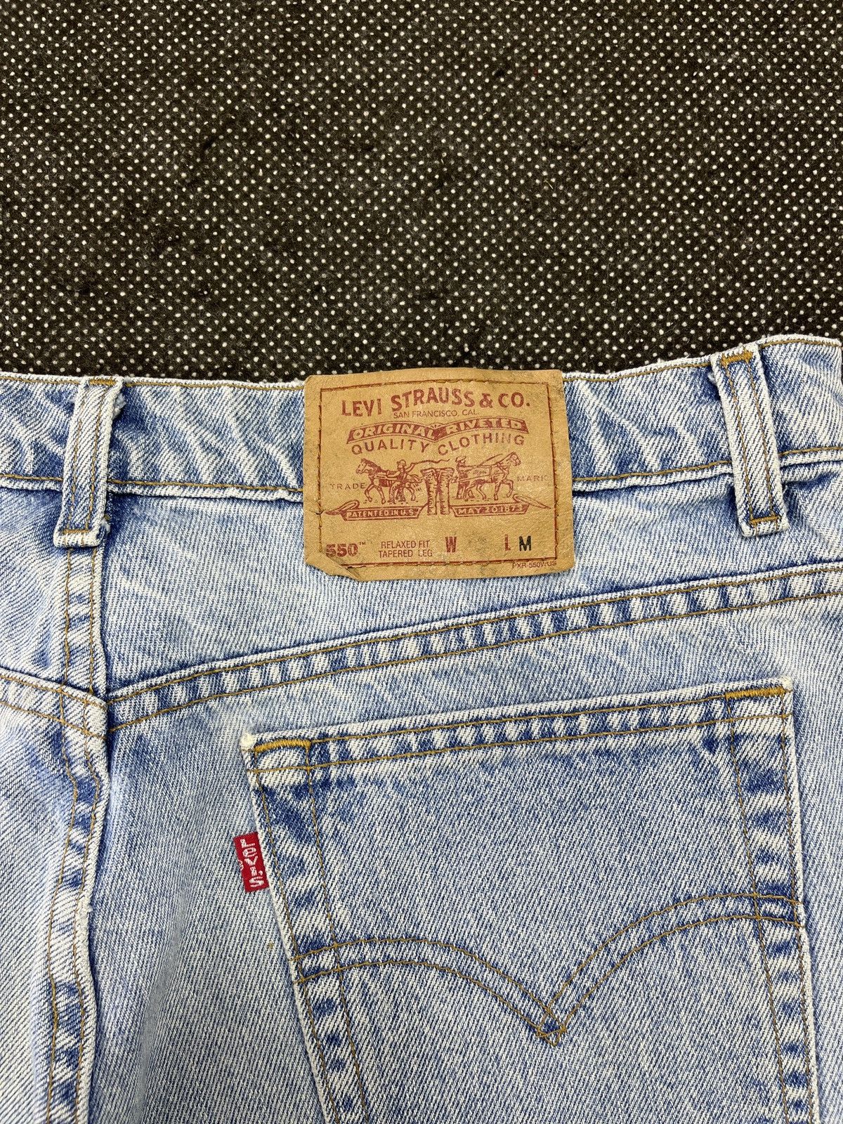 Levi's × Vintage Vintage Levis 550 Stone Wash Jeans - J449 Size US 37 - 10 Thumbnail