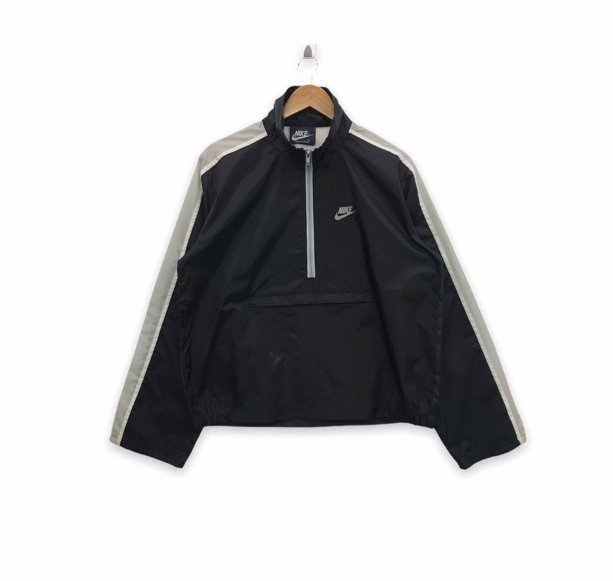 Nike × Vintage Rare!! Vintage Nike Windbreaker Half Zipper Size US M / EU 48-50 / 2 - 1 Thumbnail