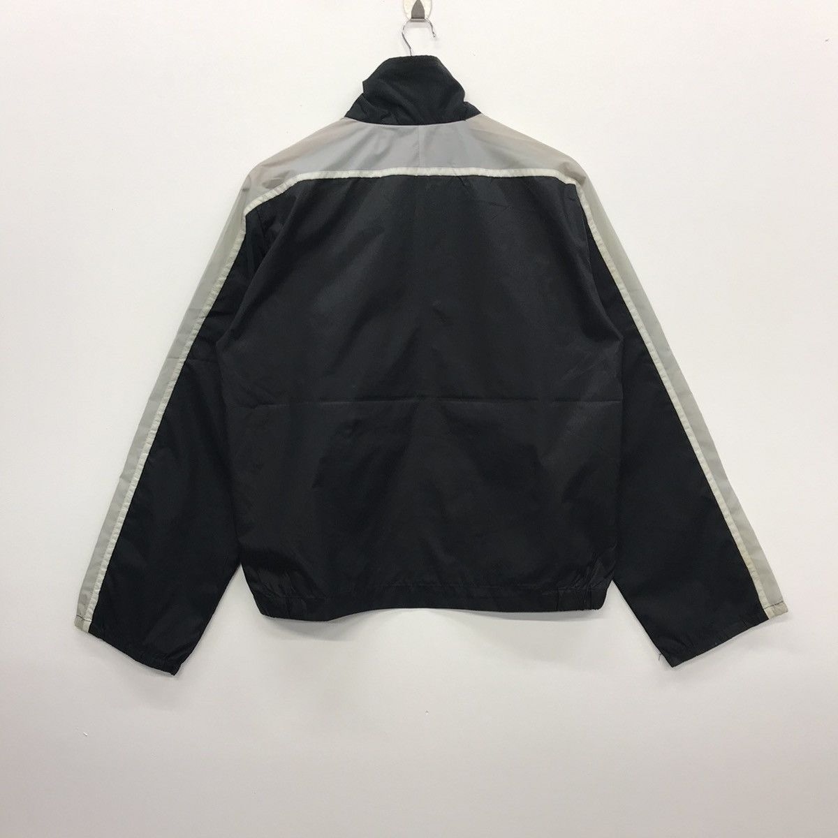 Nike × Vintage Rare!! Vintage Nike Windbreaker Half Zipper Size US M / EU 48-50 / 2 - 12 Thumbnail