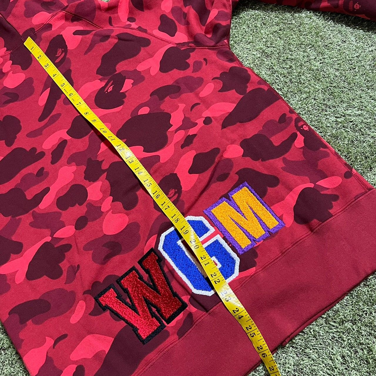 Bape BAPE shark embroidery full zip hoodie Red camo Size US L / EU 52-54 / 3 - 8 Thumbnail