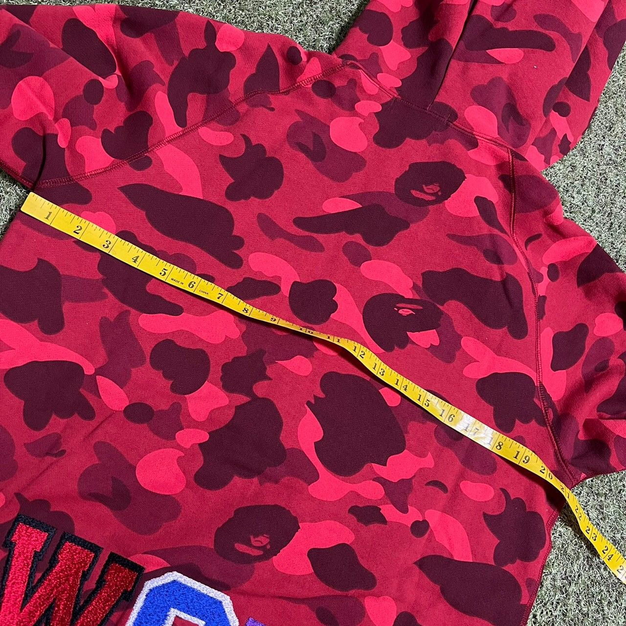 Bape BAPE shark embroidery full zip hoodie Red camo Size US L / EU 52-54 / 3 - 7 Thumbnail