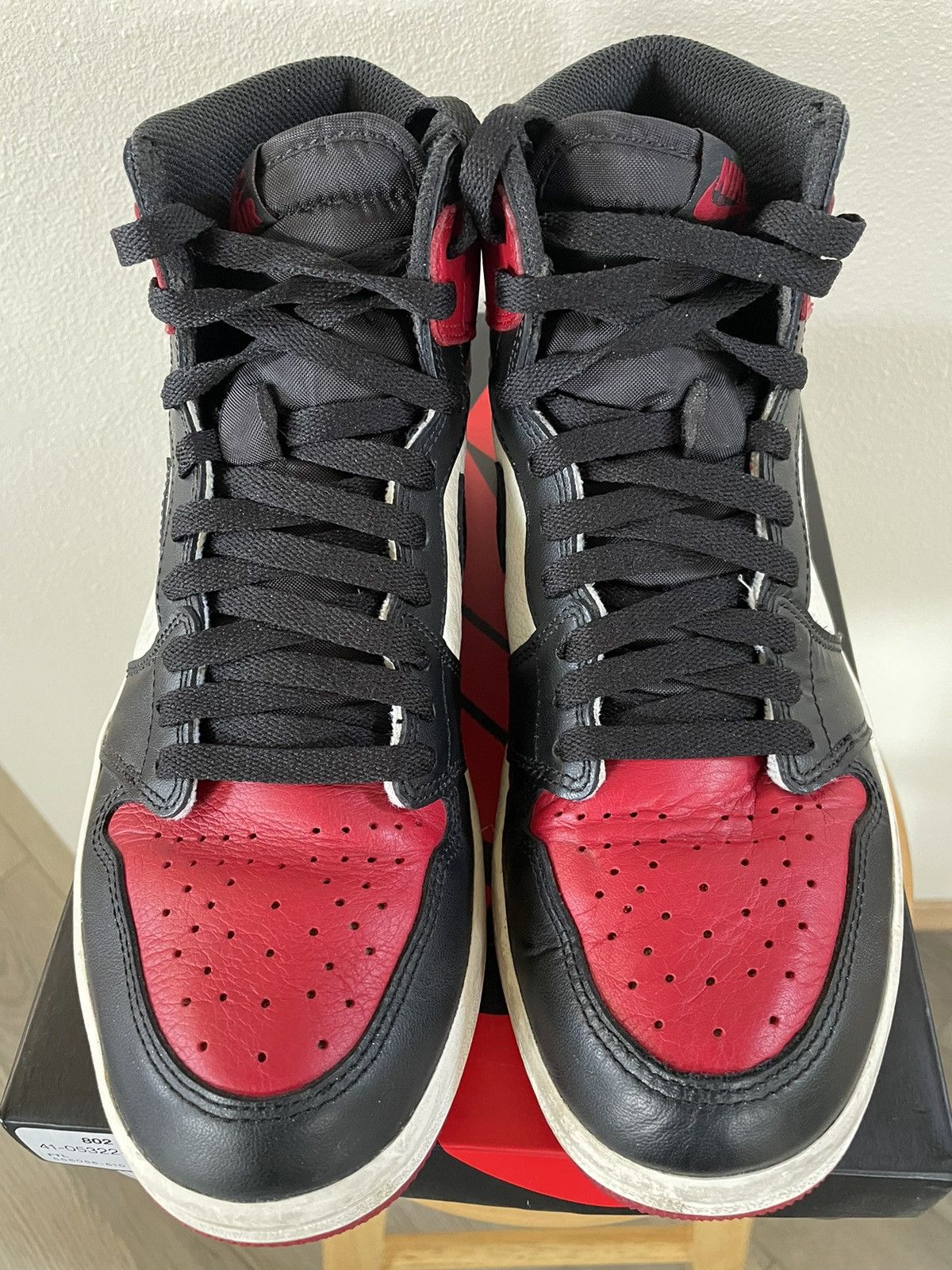 Jordan Brand × Nike Air Jordan 1 Bred Toe 2017 Size 8.5 Size US 8.5 / EU 41-42 - 3 Thumbnail