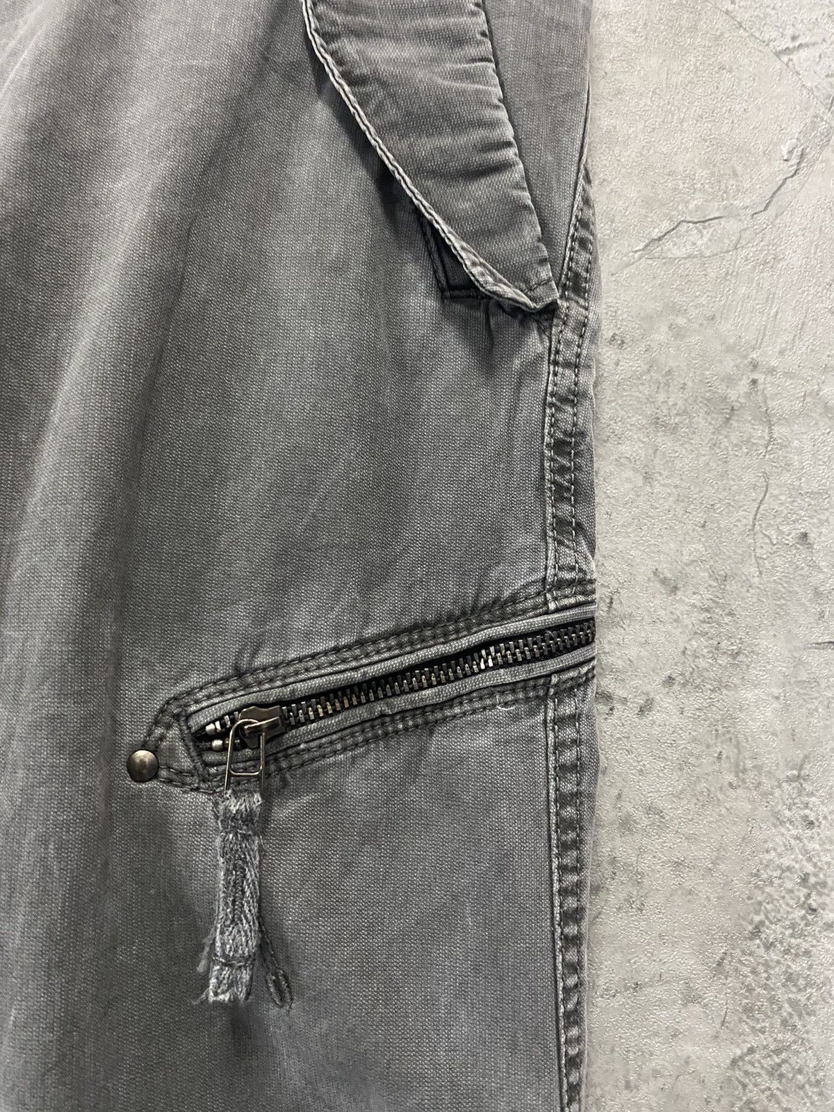 Japanese Brand × Uniqlo Vintage Uniqlo Japan Heavy Cotton Tactical Cargo Pants Size US 32 / EU 48 - 8 Thumbnail