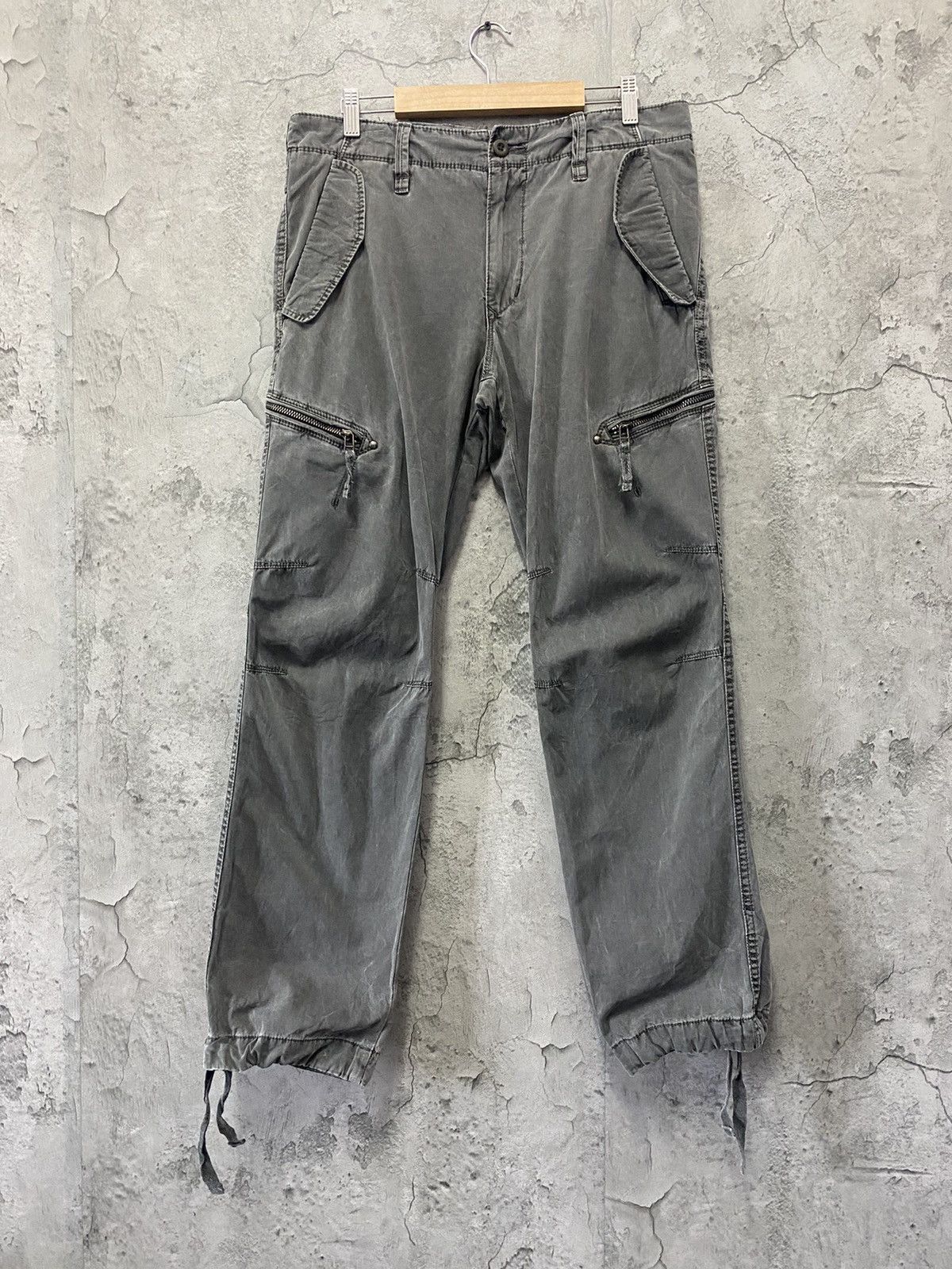 Japanese Brand × Uniqlo Vintage Uniqlo Japan Heavy Cotton Tactical Cargo Pants Size US 32 / EU 48 - 2 Thumbnail