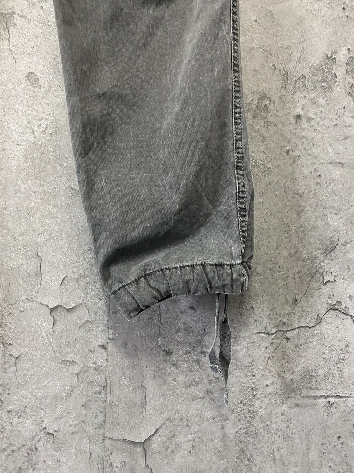 Japanese Brand × Uniqlo Vintage Uniqlo Japan Heavy Cotton Tactical Cargo Pants Size US 32 / EU 48 - 10 Thumbnail