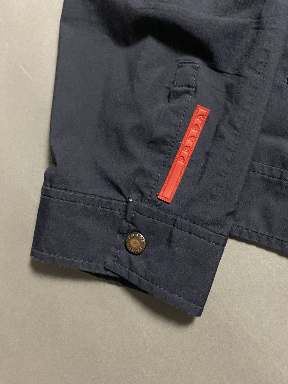 Prada Prada nylon jacket Goretex navy red tab vintage Size US L / EU 52-54 / 3 - 2 Thumbnail