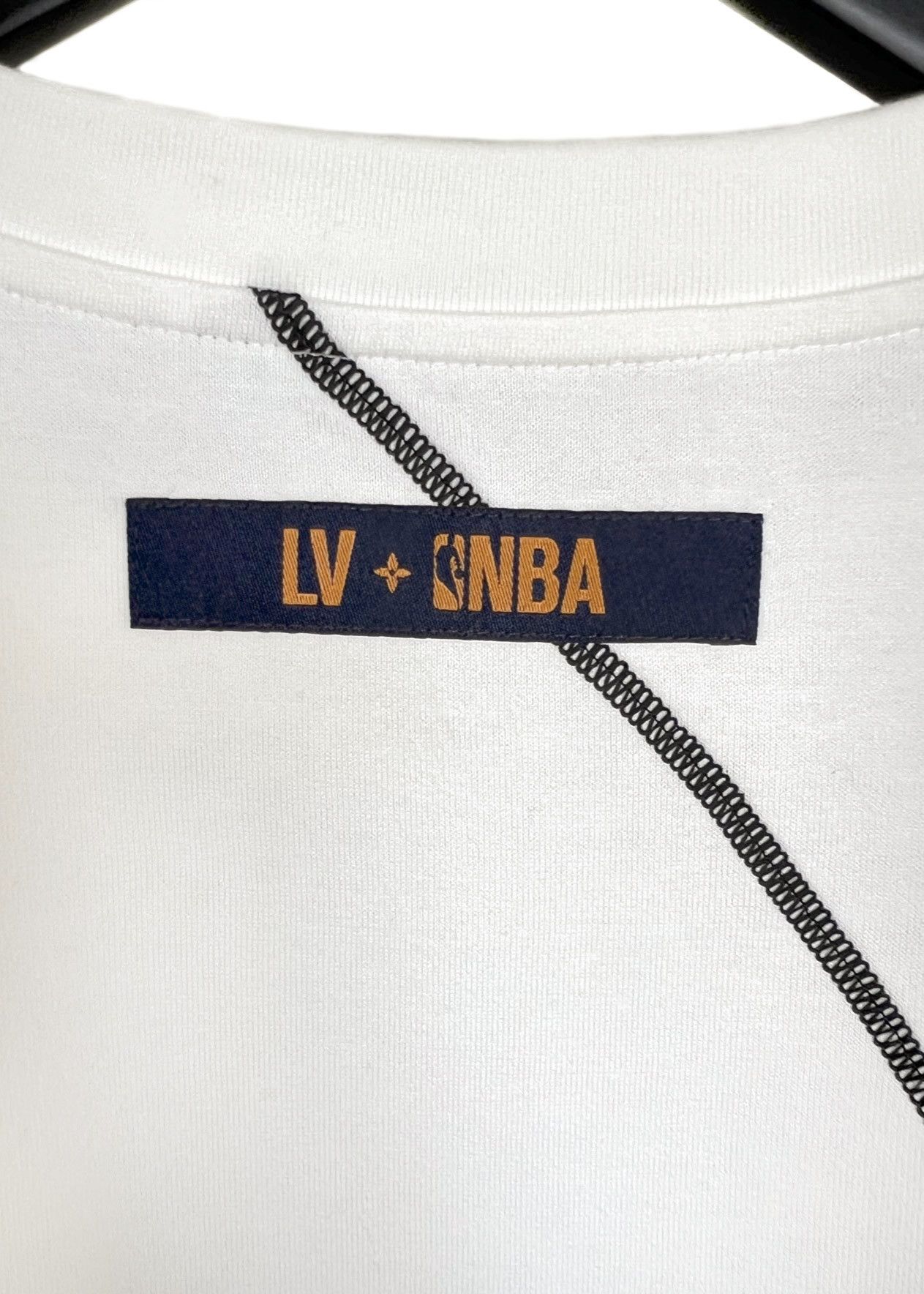 Louis Vuitton × NBA Louis Vuitton NBA Basketball Embroidered White T-shirt Size US XL / EU 56 / 4 - 5 Thumbnail