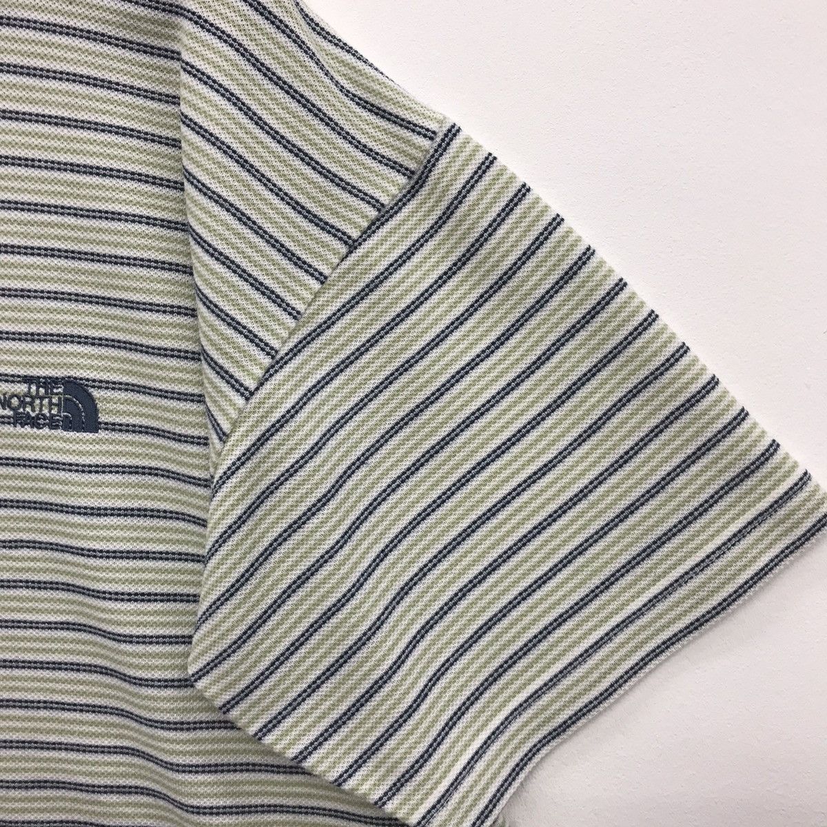 The North Face *Rare!! The North Face Stripe Tee Size US XL / EU 56 / 4 - 5 Thumbnail