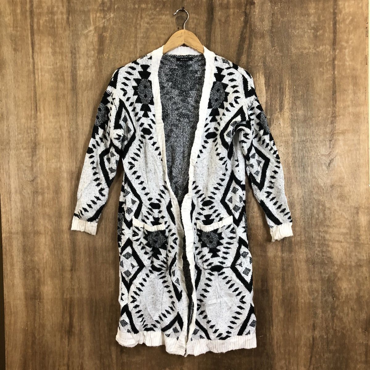 Aran Isles Knitwear Raff Raff Navajo Cardigan/Cloak Knitwear #068 Size US M / EU 48-50 / 2 - 1 Thumbnail
