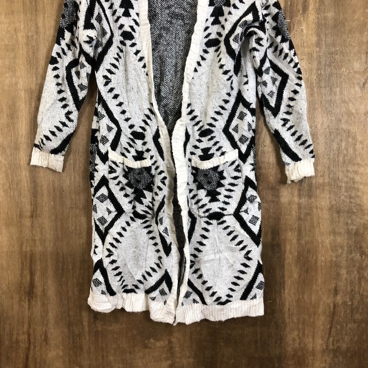 Aran Isles Knitwear Raff Raff Navajo Cardigan/Cloak Knitwear #068 Size US M / EU 48-50 / 2 - 3 Thumbnail