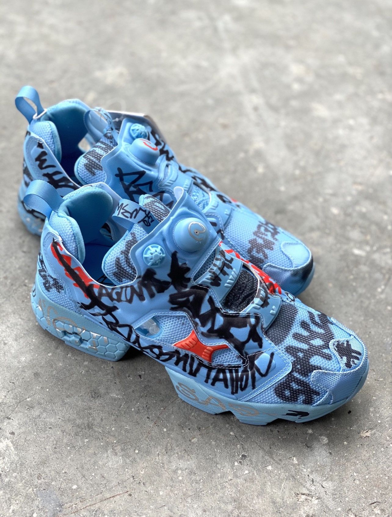 Vetements InstaPump Fury Low Graffiti 2.0 Size US 6.5 / EU 39-40 - 5 Thumbnail