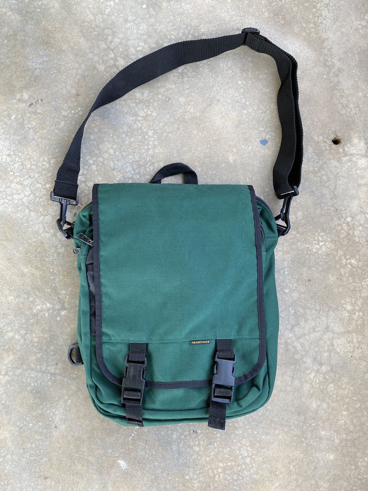 The North Face Vintage 90s The North Face Sling Bag 2 Way Size ONE SIZE - 1 Thumbnail