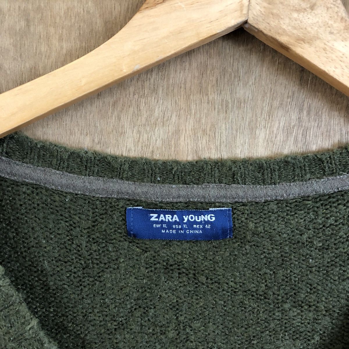 Aran Isles Knitwear Vintage Zara Young Green Knitwear #126 Size US L / EU 52-54 / 3 - 5 Thumbnail