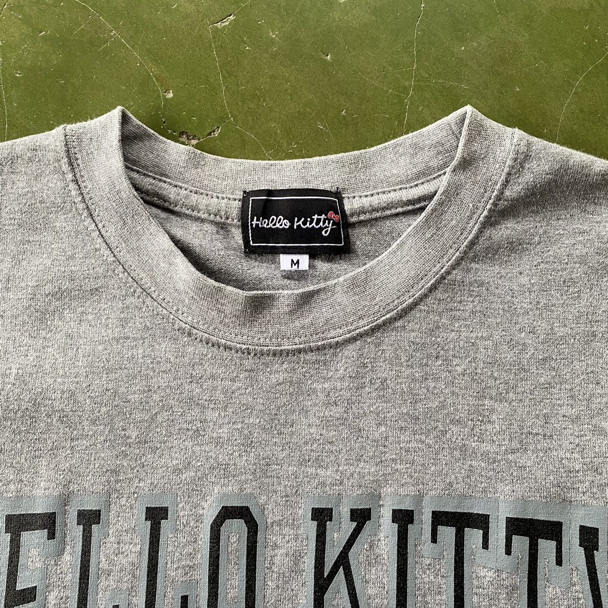 Japanese Brand Vintage y2k Hello Kitty x Hansin Tigers Tshirt Size US S / EU 44-46 / 1 - 3 Thumbnail