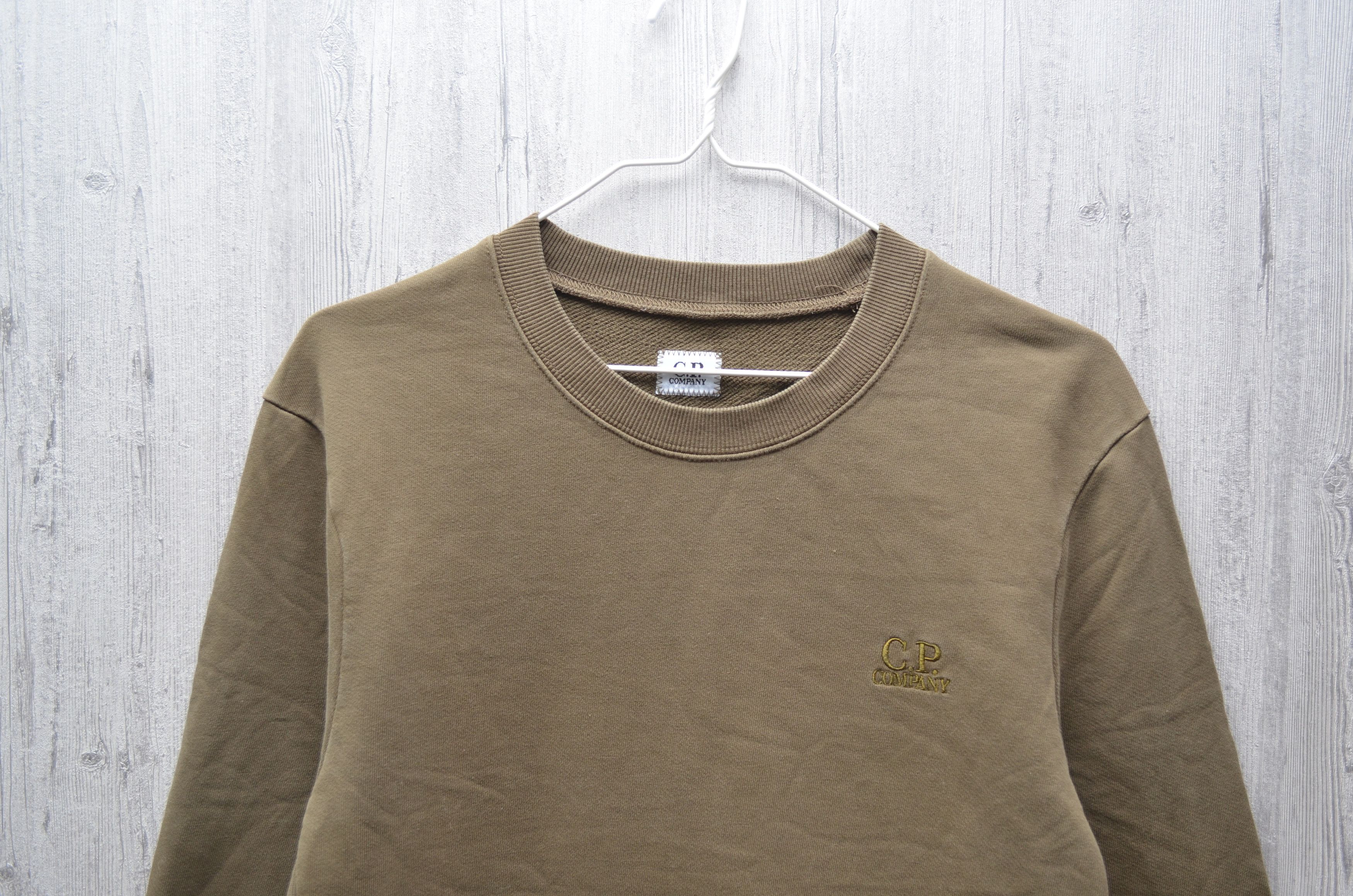 C.P. Company × Massimo Osti C.P. COMPANY EMBROIDERED LOGO CREW SWEATSHIRT Size US XL / EU 56 / 4 - 5 Thumbnail