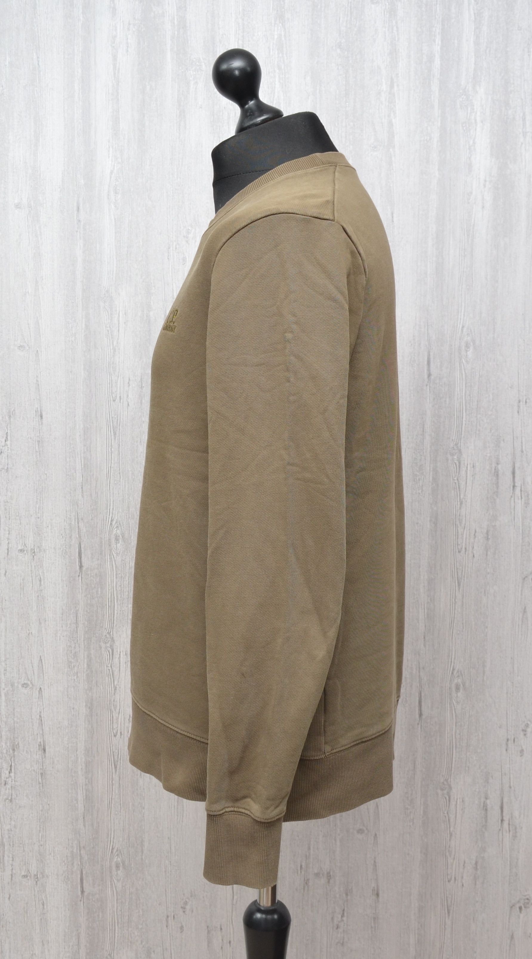 C.P. Company × Massimo Osti C.P. COMPANY EMBROIDERED LOGO CREW SWEATSHIRT Size US XL / EU 56 / 4 - 8 Thumbnail