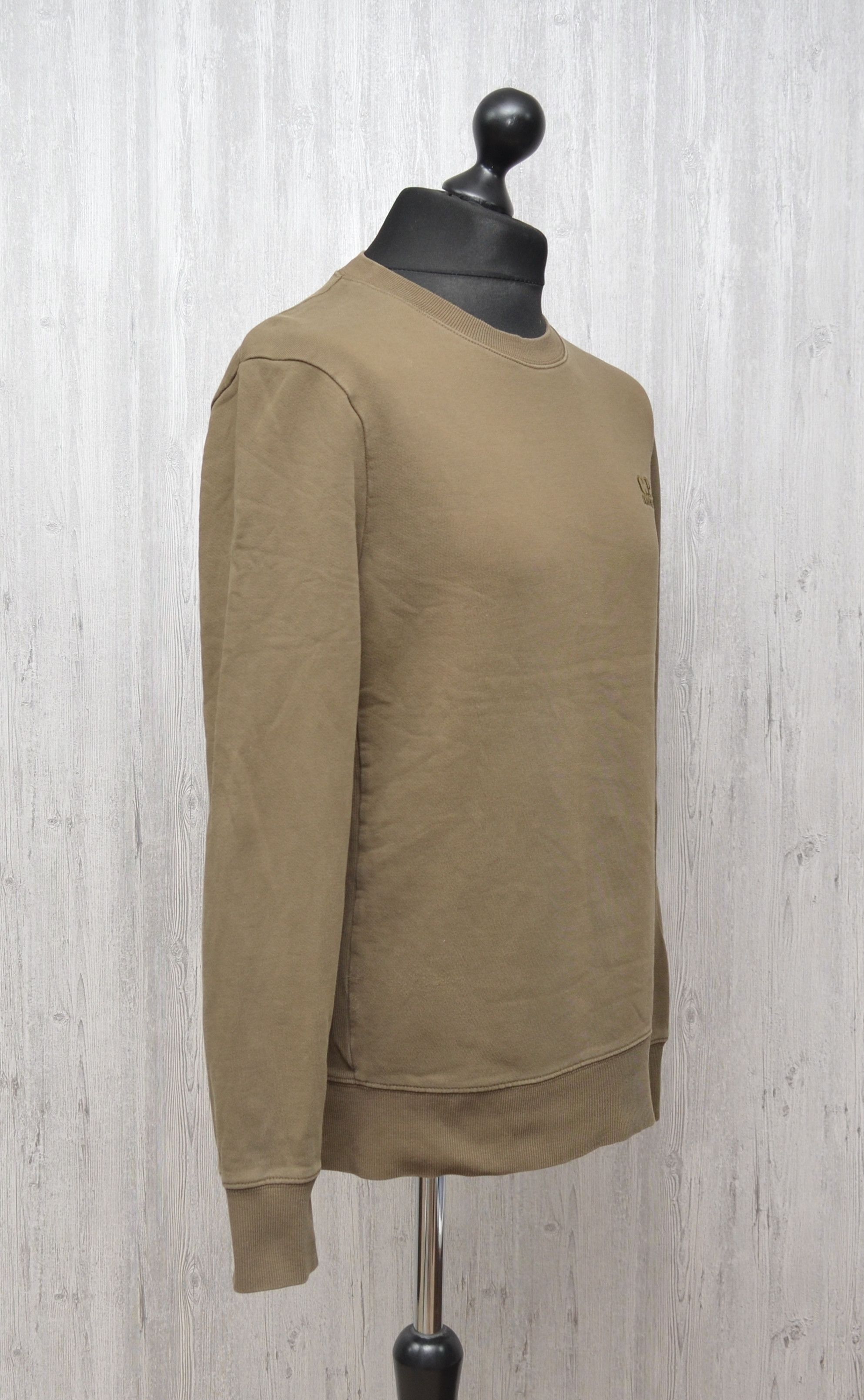 C.P. Company × Massimo Osti C.P. COMPANY EMBROIDERED LOGO CREW SWEATSHIRT Size US XL / EU 56 / 4 - 10 Thumbnail