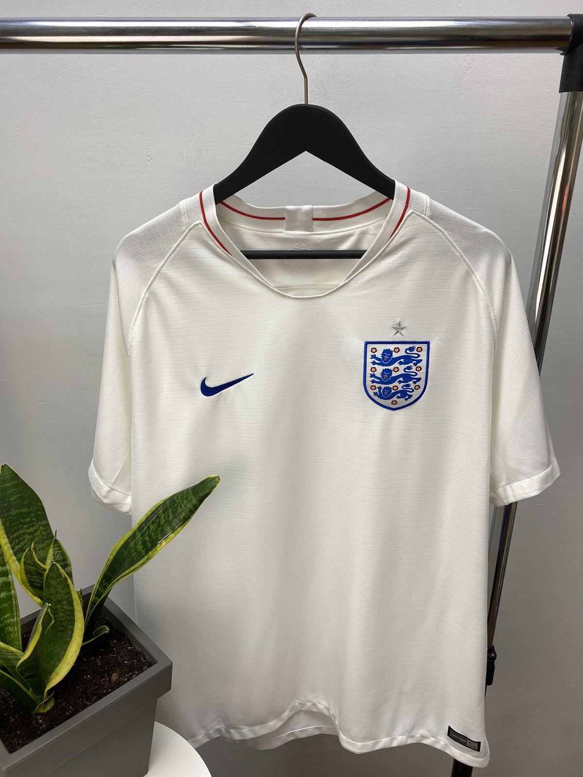 Nike × UEFA Nike 2018 2019 England Soccer Jersey Football Shirt Size US XXL / EU 58 / 5 - 5 Thumbnail