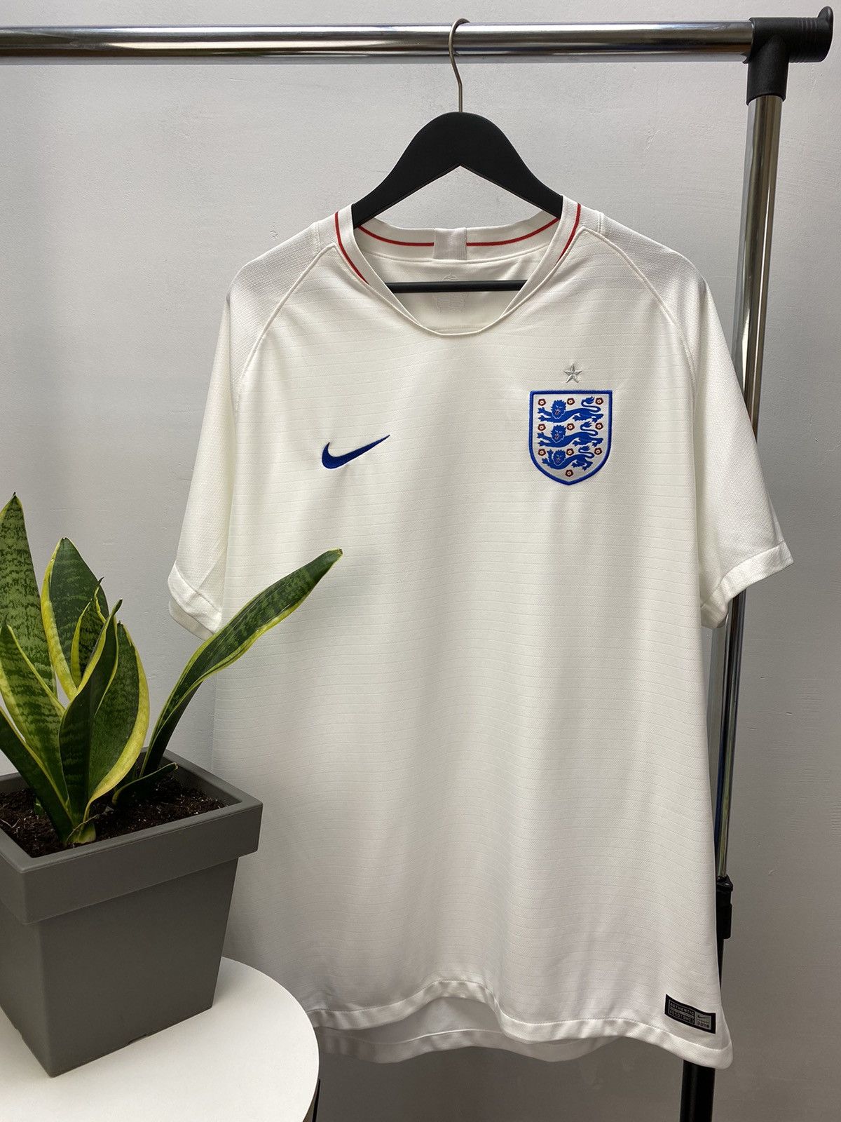 Nike × UEFA Nike 2018 2019 England Soccer Jersey Football Shirt Size US XXL / EU 58 / 5 - 1 Thumbnail