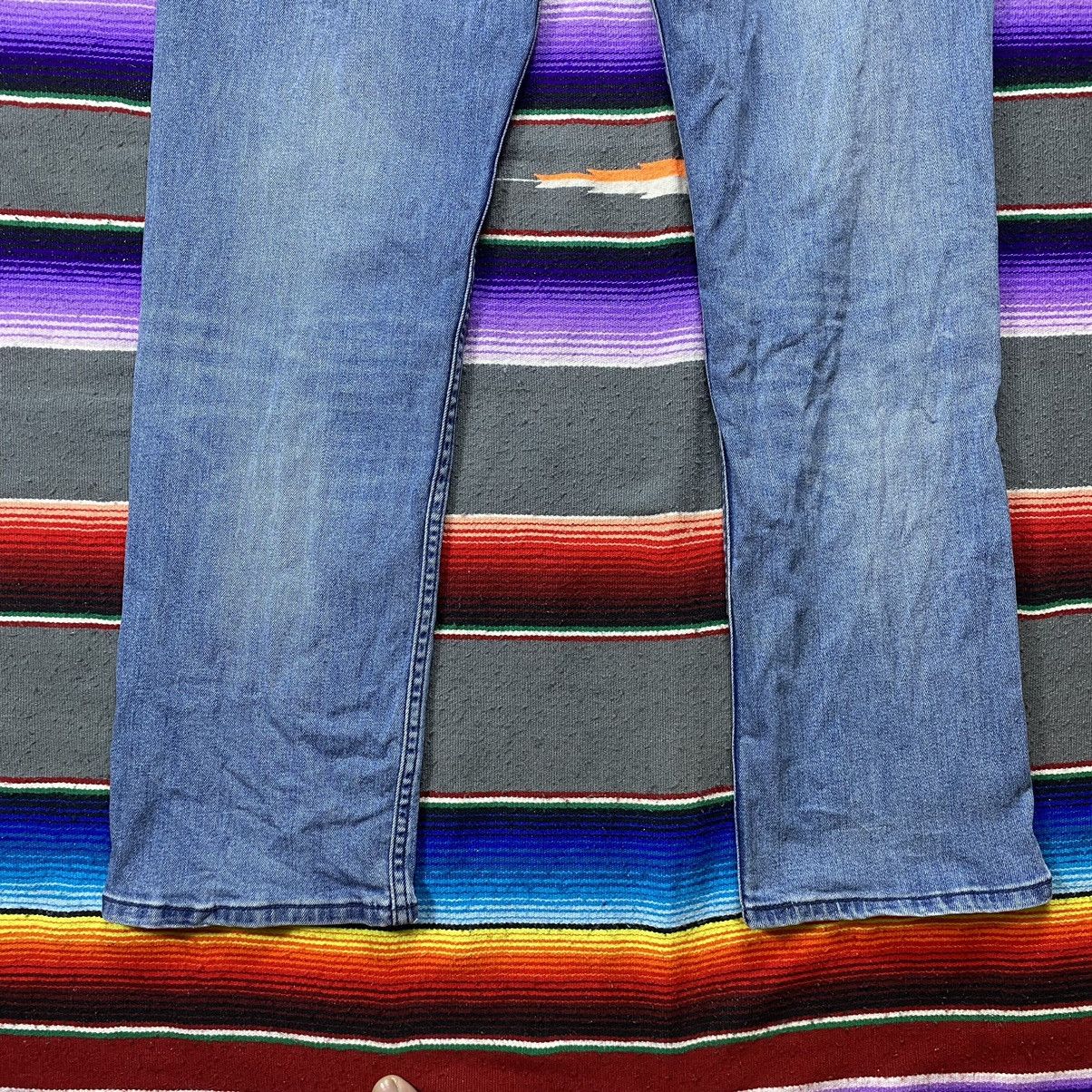 Levi's Vintage Levi’s 514 Washed Blue Denim Size US 35 - 11 Thumbnail