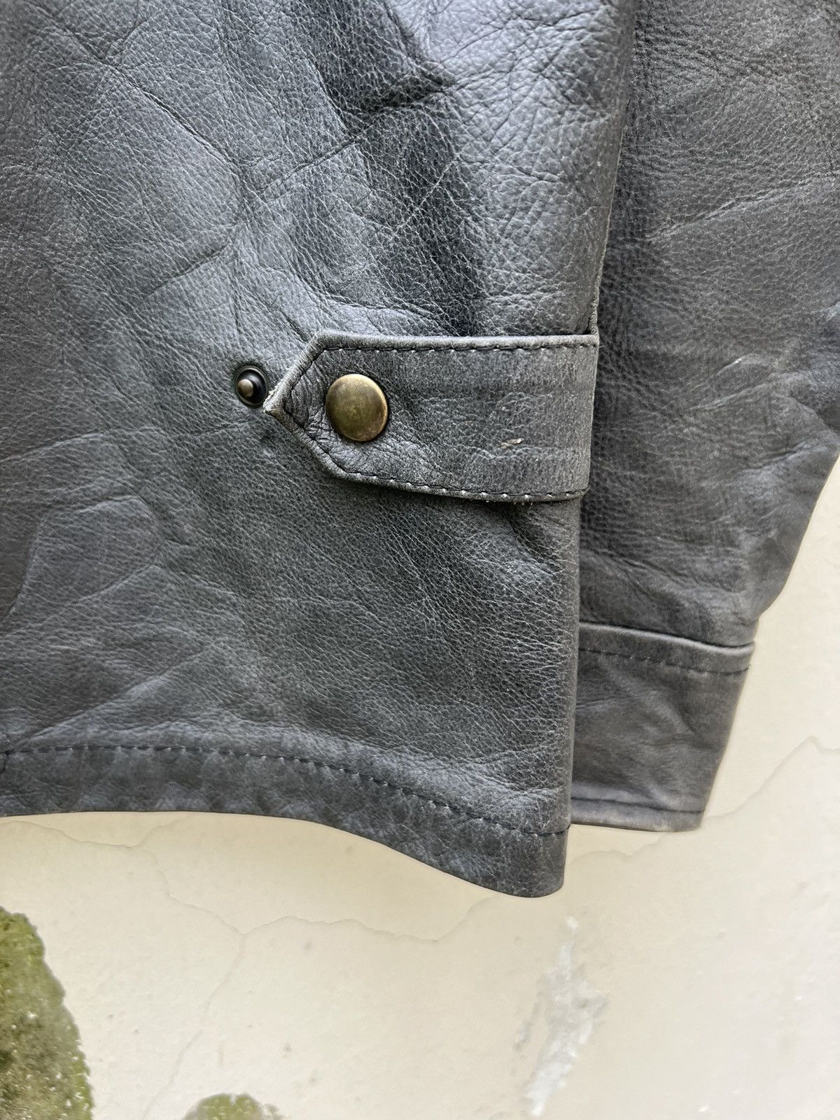 Paul Smith × Vintage Vintage Paul Smith Fade Patina Leather Zipper Jacket Size US S / EU 44-46 / 1 - 13 Thumbnail